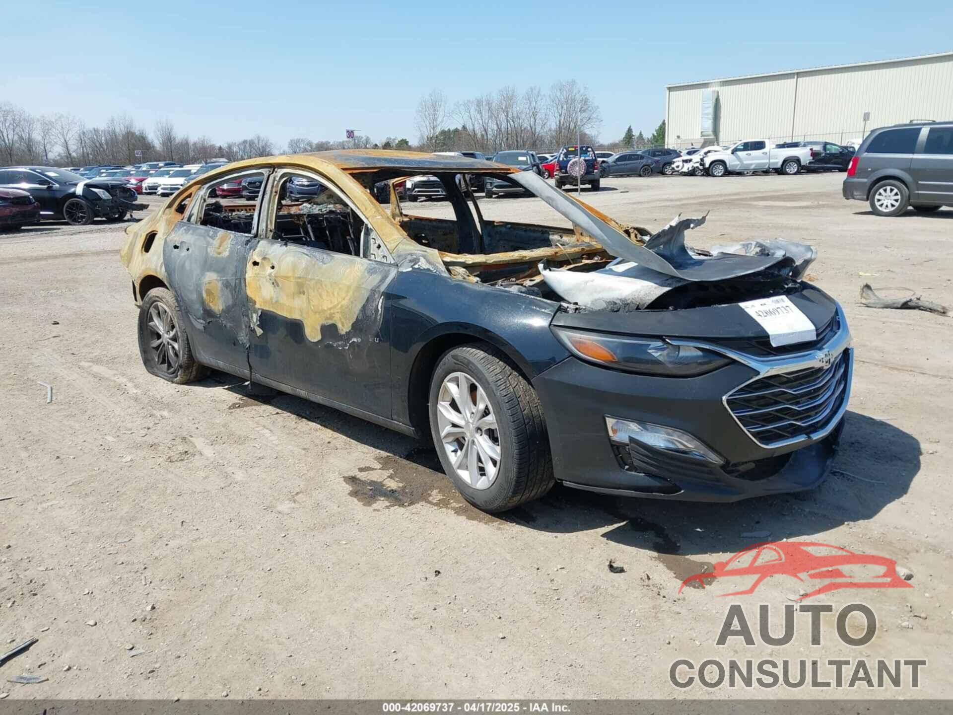 CHEVROLET MALIBU 2020 - 1G1ZD5STXLF069482