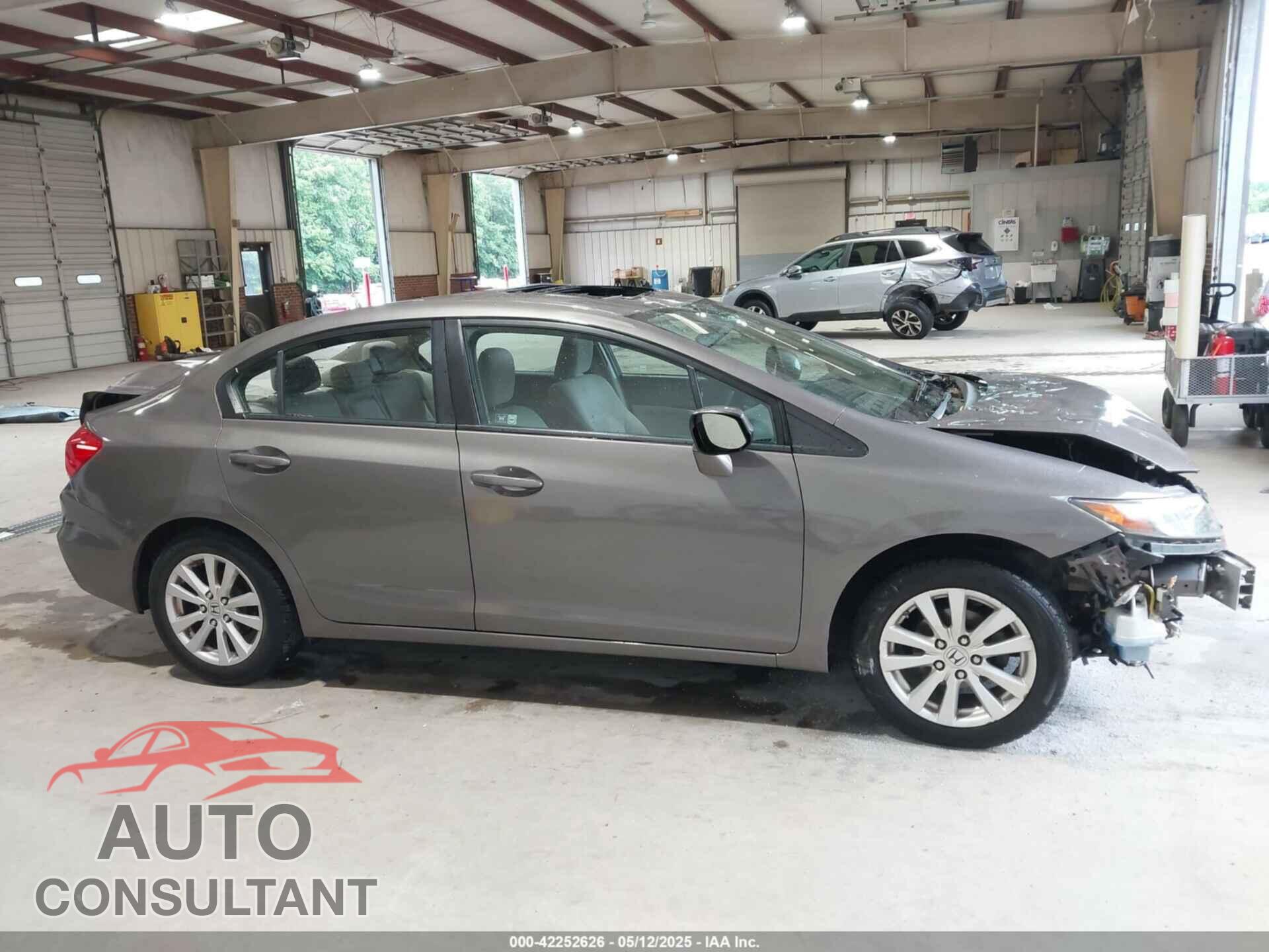 HONDA CIVIC 2012 - 19XFB2F8XCE344802