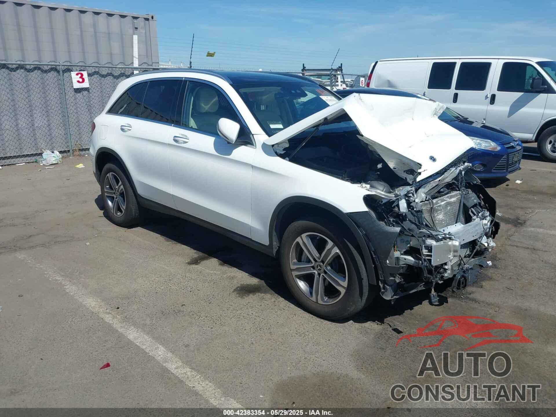 MERCEDES-BENZ GLC 300 2022 - W1N0G8EB8NG119555