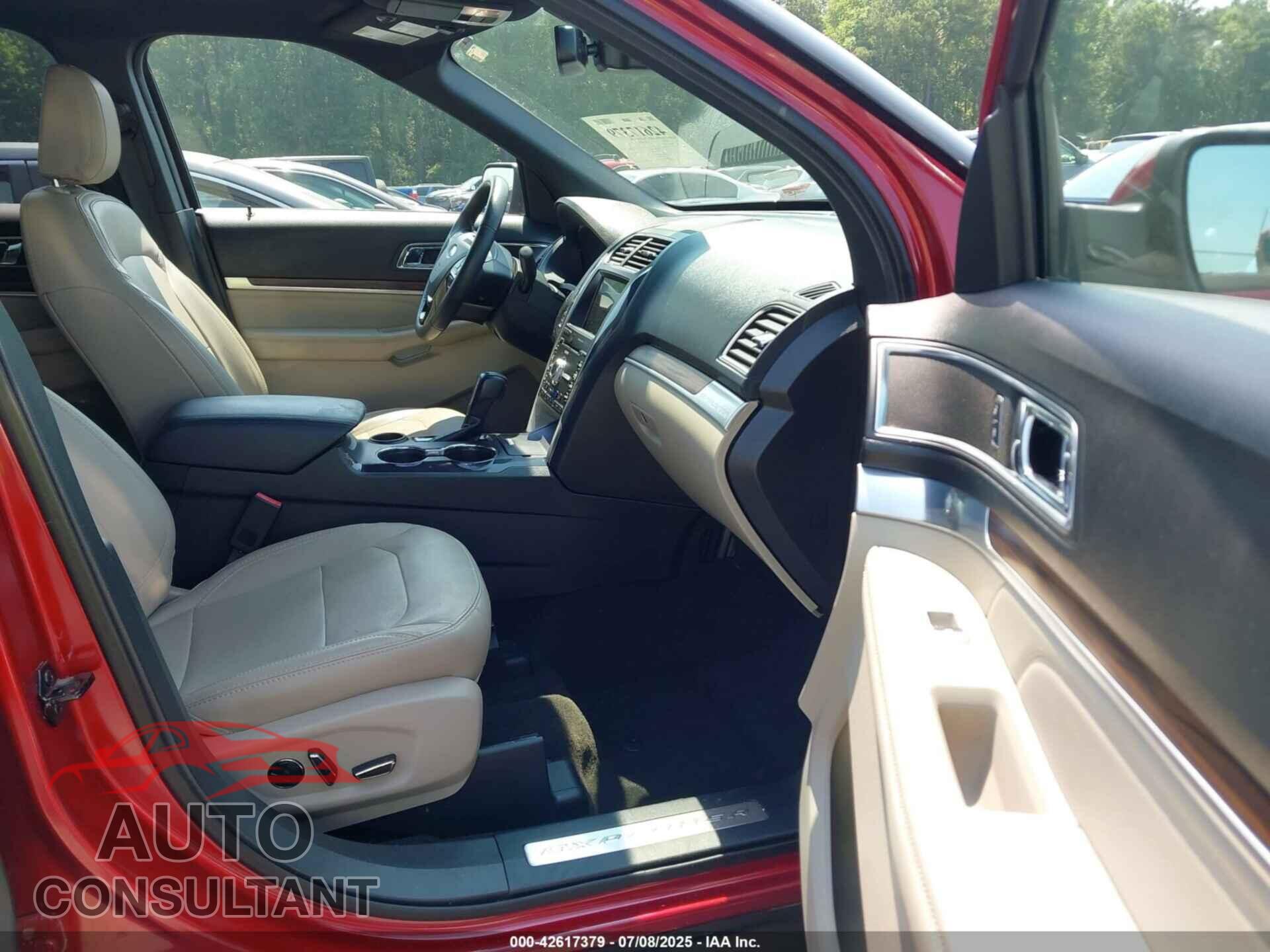 FORD EXPLORER 2018 - 1FM5K7F8XJGB15294
