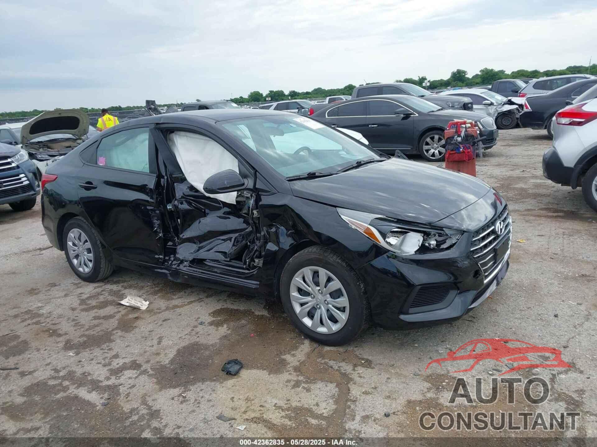 HYUNDAI ACCENT 2022 - 3KPC24A69NE174794