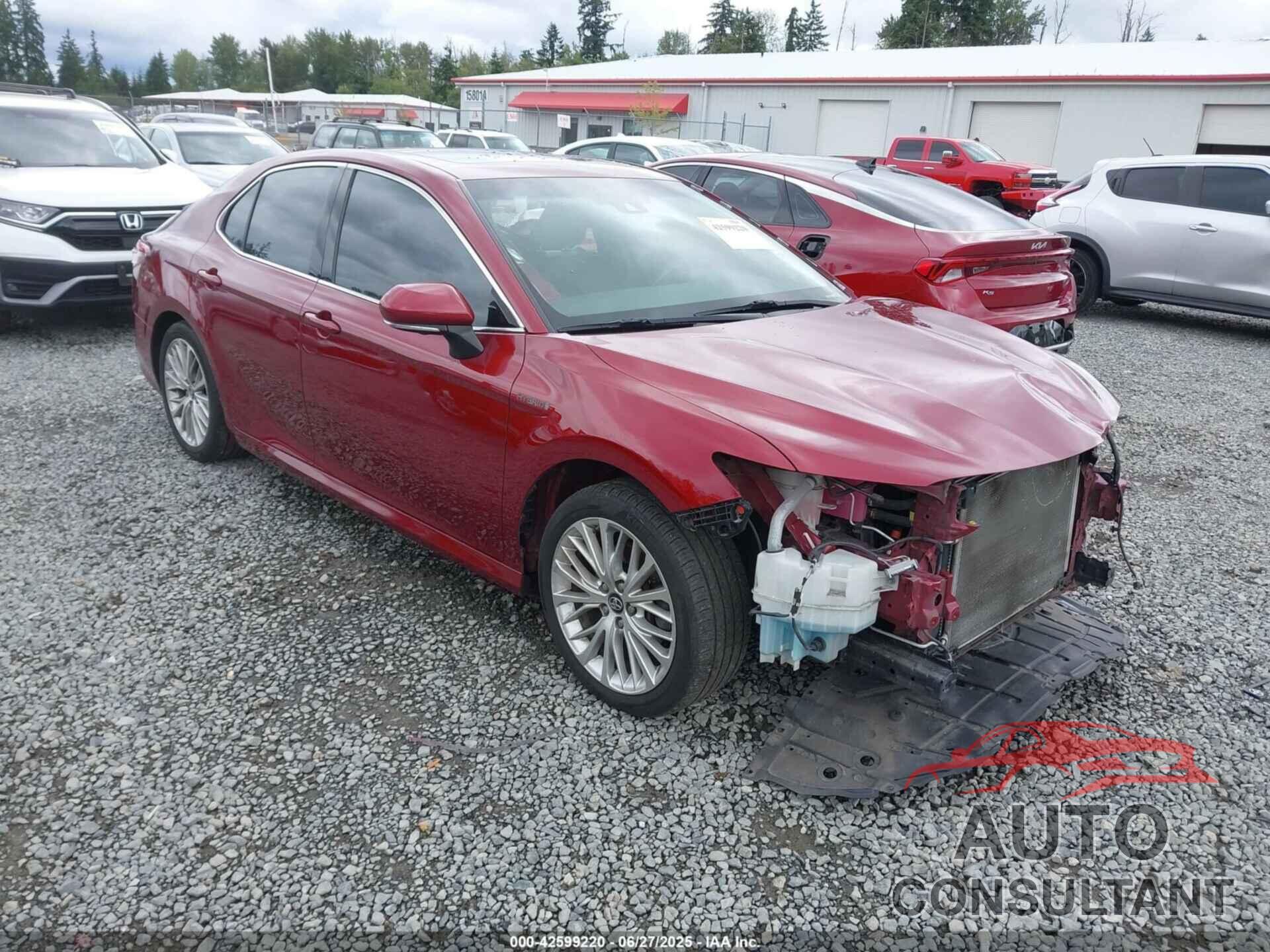 TOYOTA CAMRY HYBRID 2018 - 4T1B21HK5JU506783