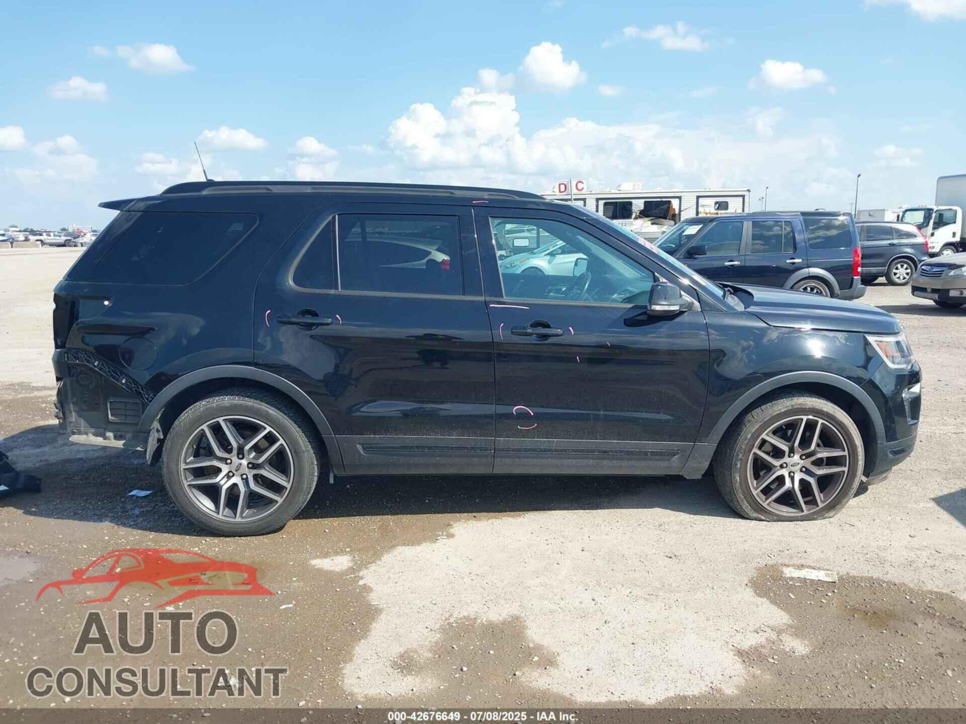 FORD EXPLORER 2018 - 1FM5K8GT7JGB88681