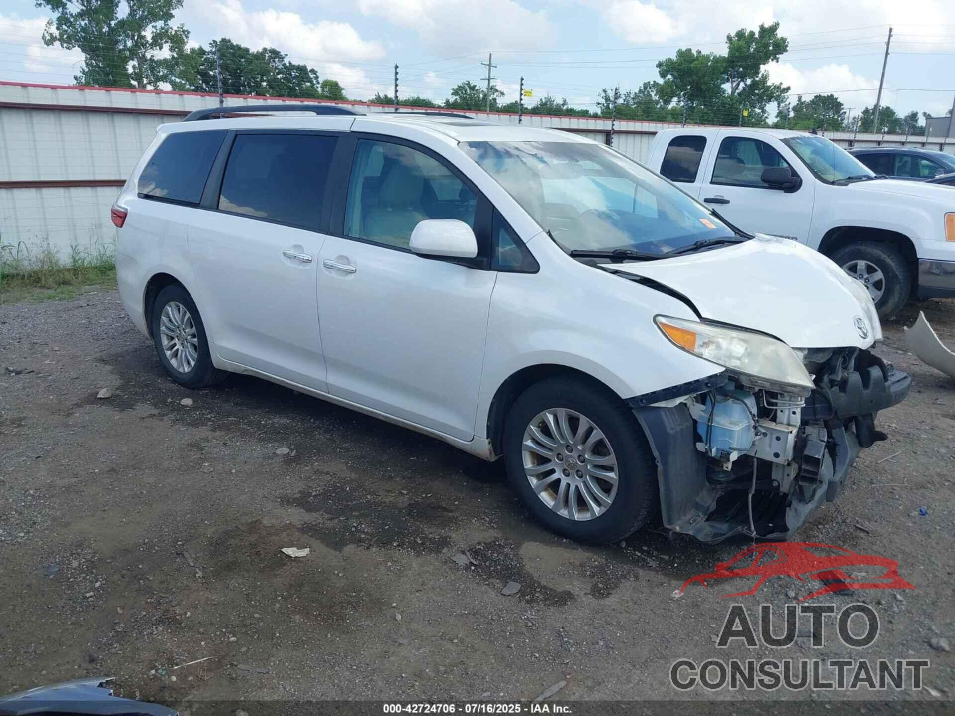 TOYOTA SIENNA 2017 - 5TDYZ3DCXHS801591