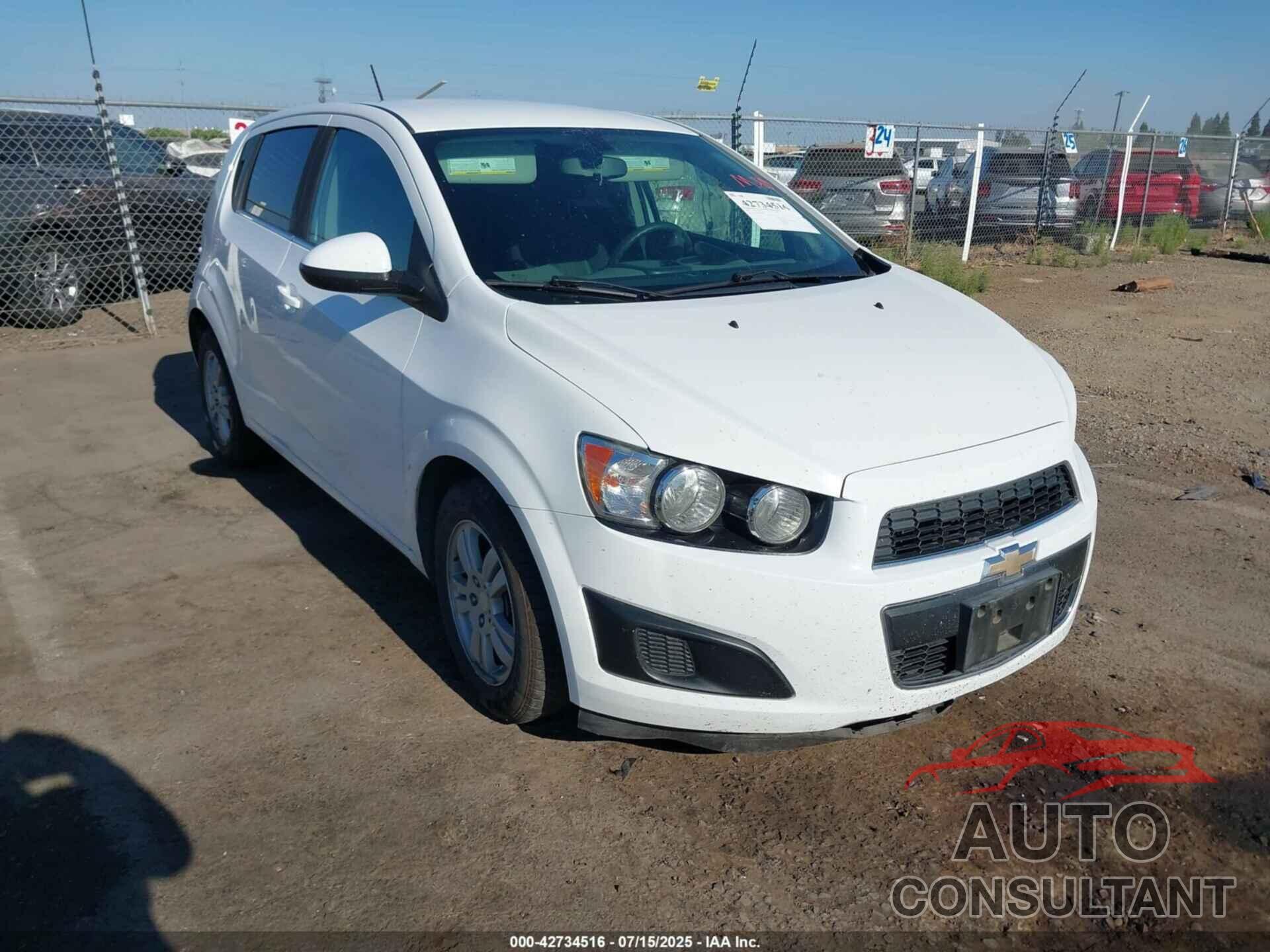CHEVROLET SONIC 2015 - 1G1JC6SH6F4166082
