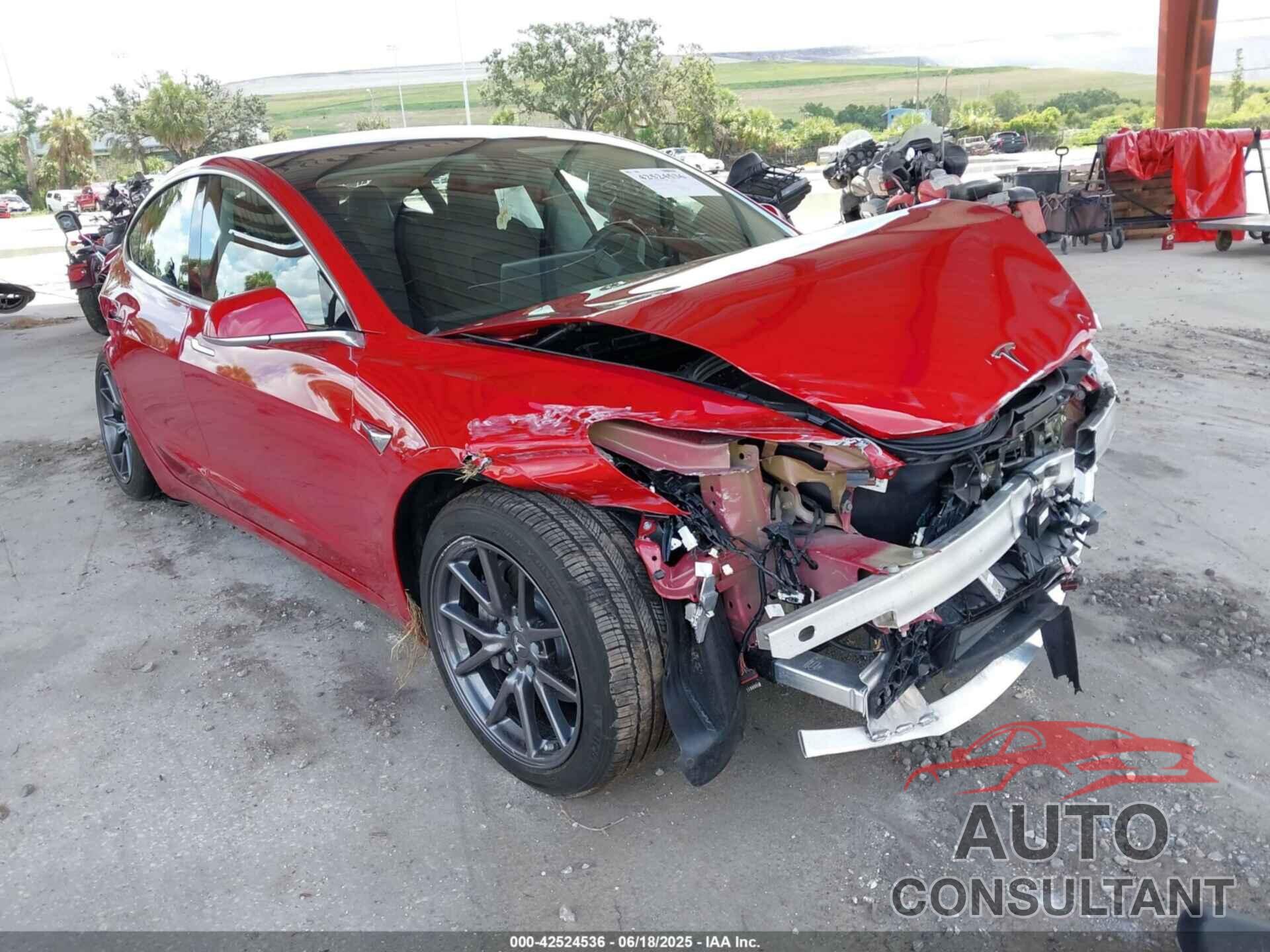 TESLA MODEL 3 2018 - 5YJ3E1EA5JF102743