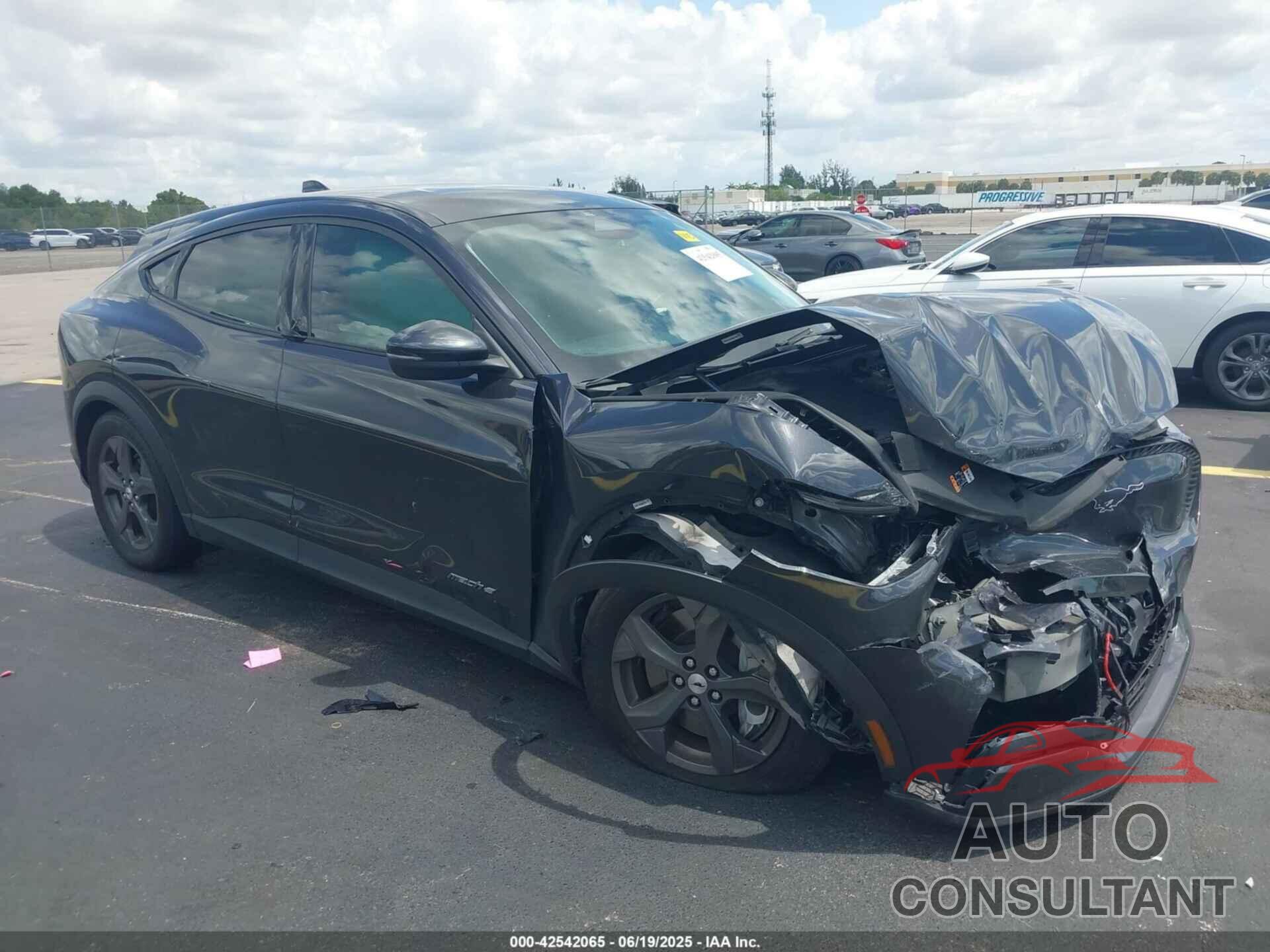 FORD MUSTANG MACH-E 2022 - 3FMTK1RM4NMA41461