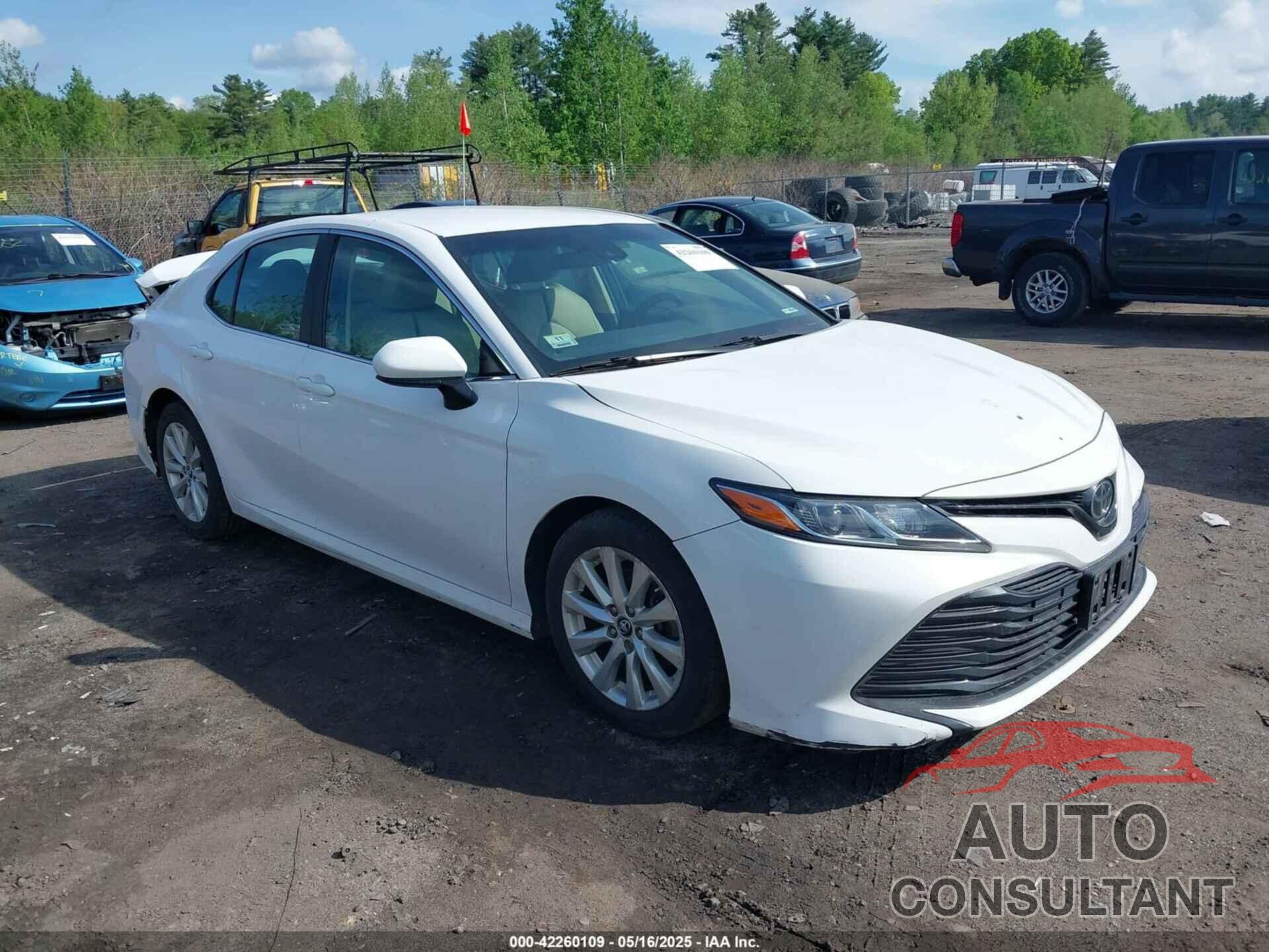 TOYOTA CAMRY 2018 - 4T1B11HKXJU556808