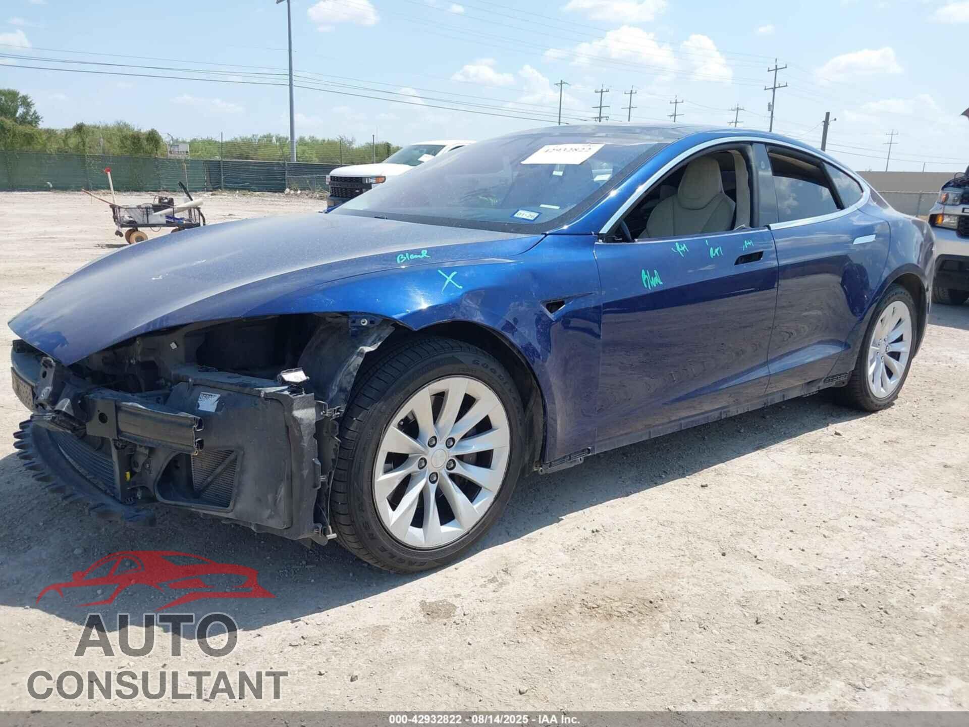 TESLA MODEL S 2017 - 5YJSA1E10HF215517