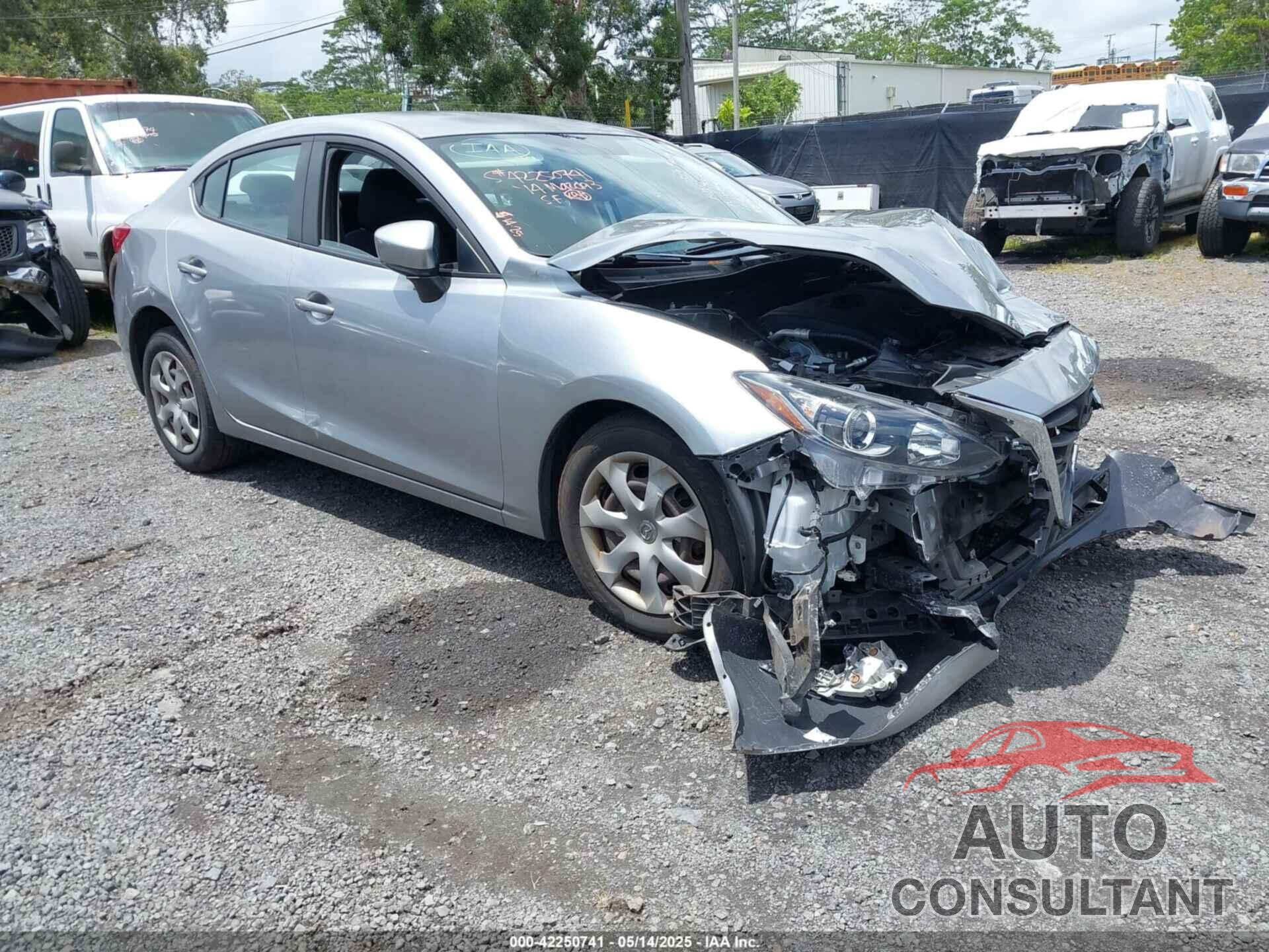 MAZDA MAZDA3 2014 - JM1BM1U76E1196845