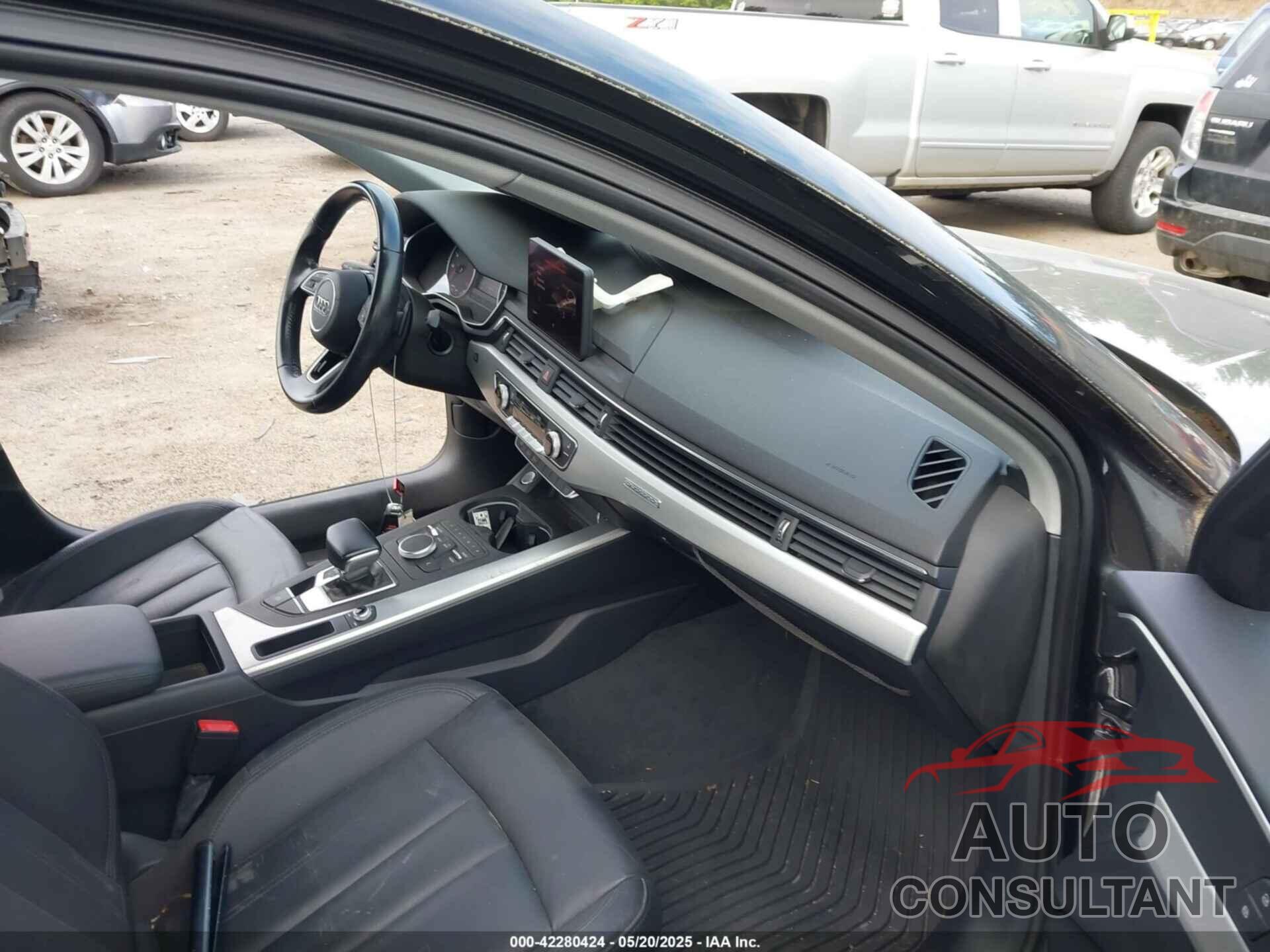 AUDI A4 2017 - WAUANAF44HN039210