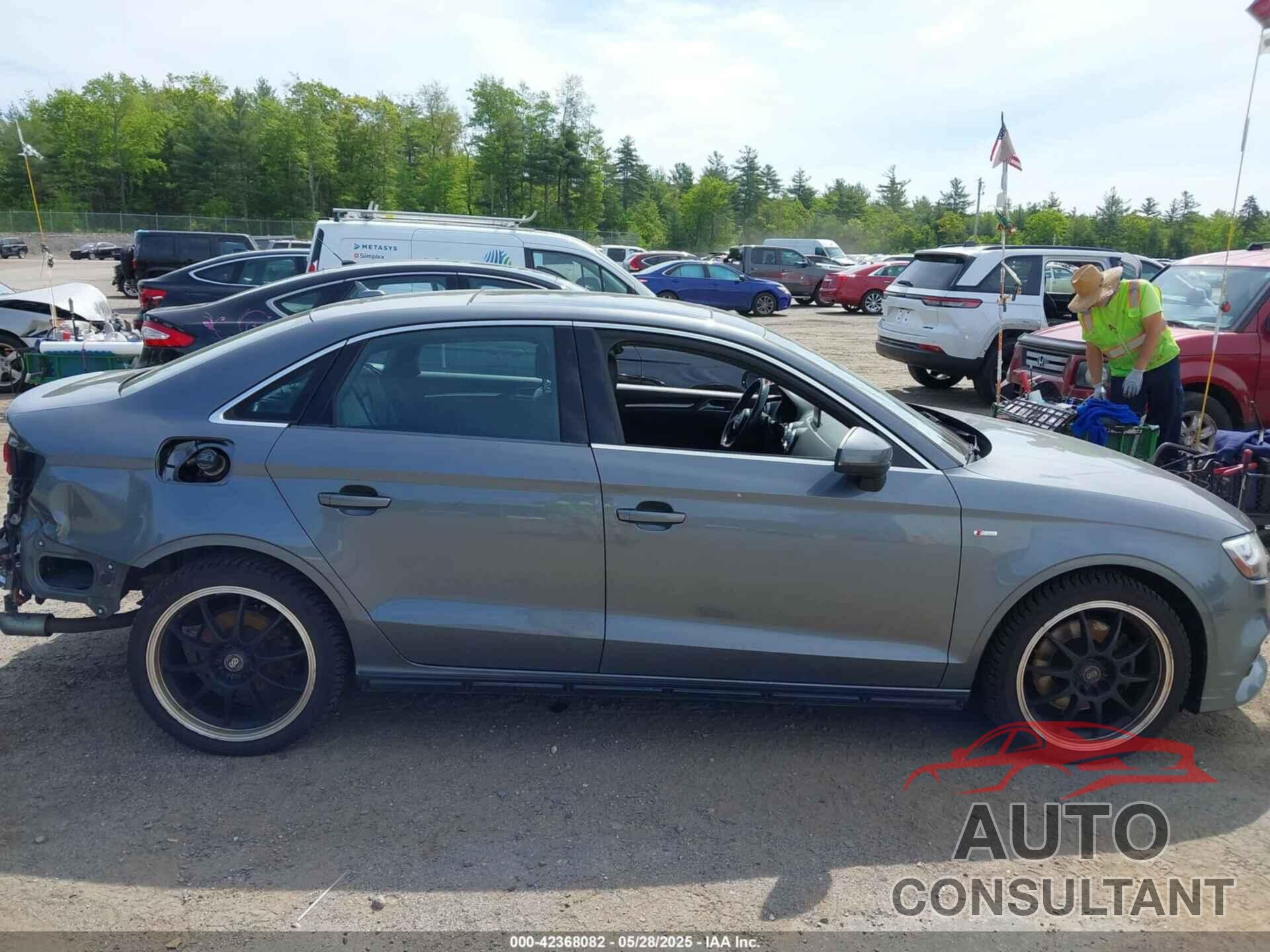 AUDI A3 2018 - WAUJ8GFF9J1037137