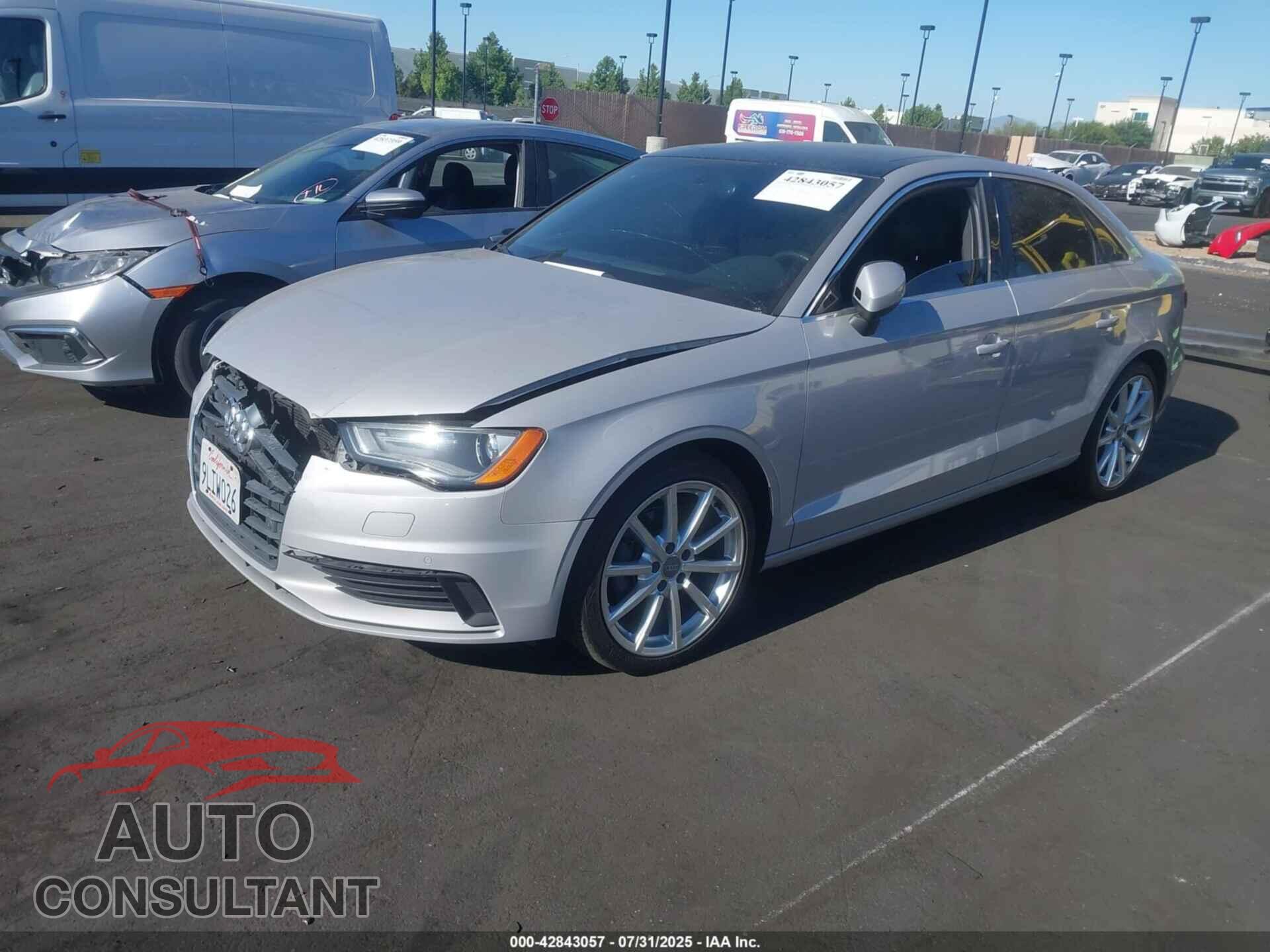 AUDI A3 2015 - WAUCJGFF4F1073323