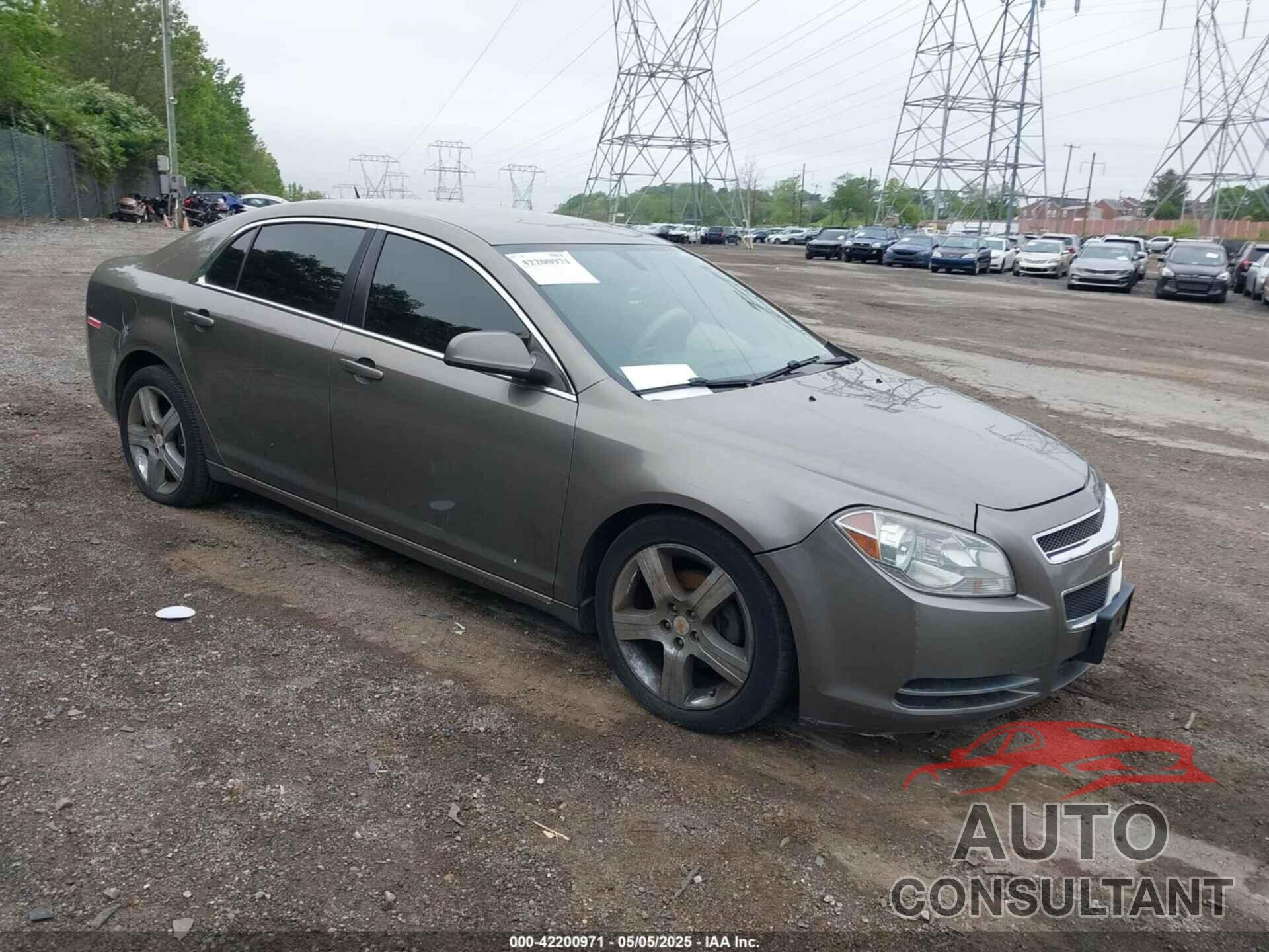 CHEVROLET MALIBU 2011 - 1G1ZD5E7XBF230443
