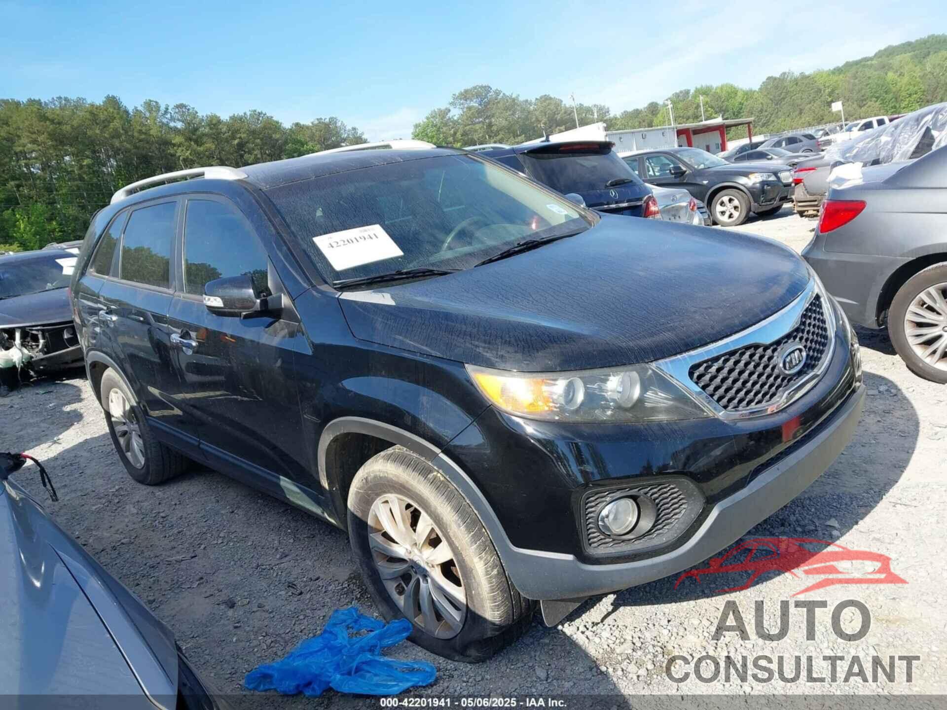 KIA SORENTO 2011 - 5XYKU3A17BG178295