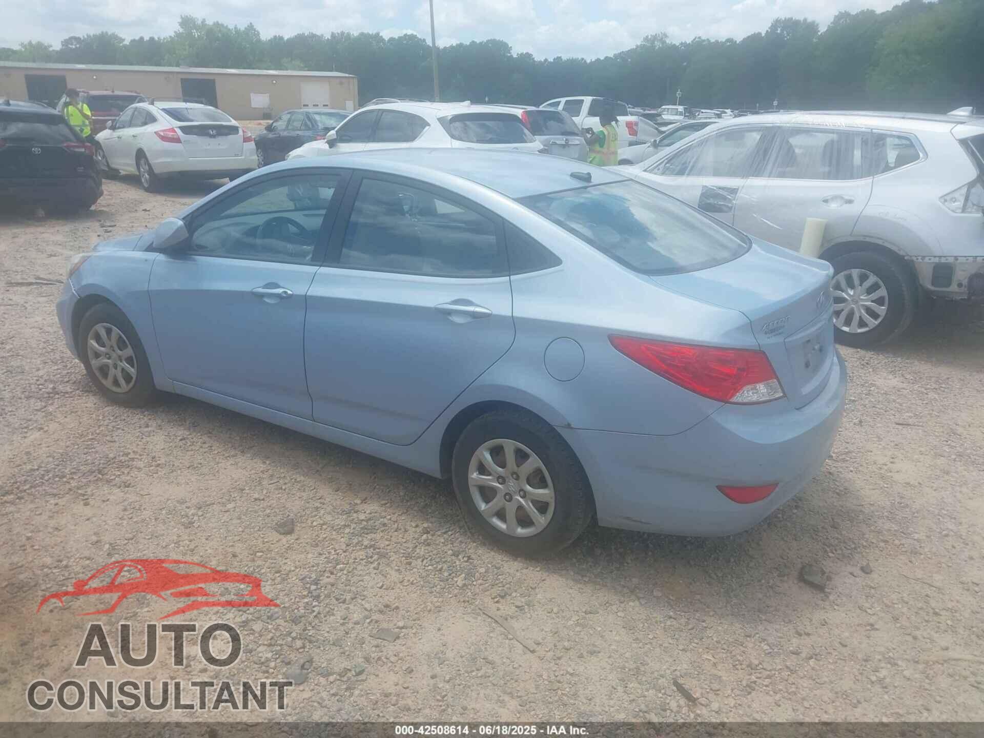 HYUNDAI ACCENT 2013 - KMHCT4AE9DU285992