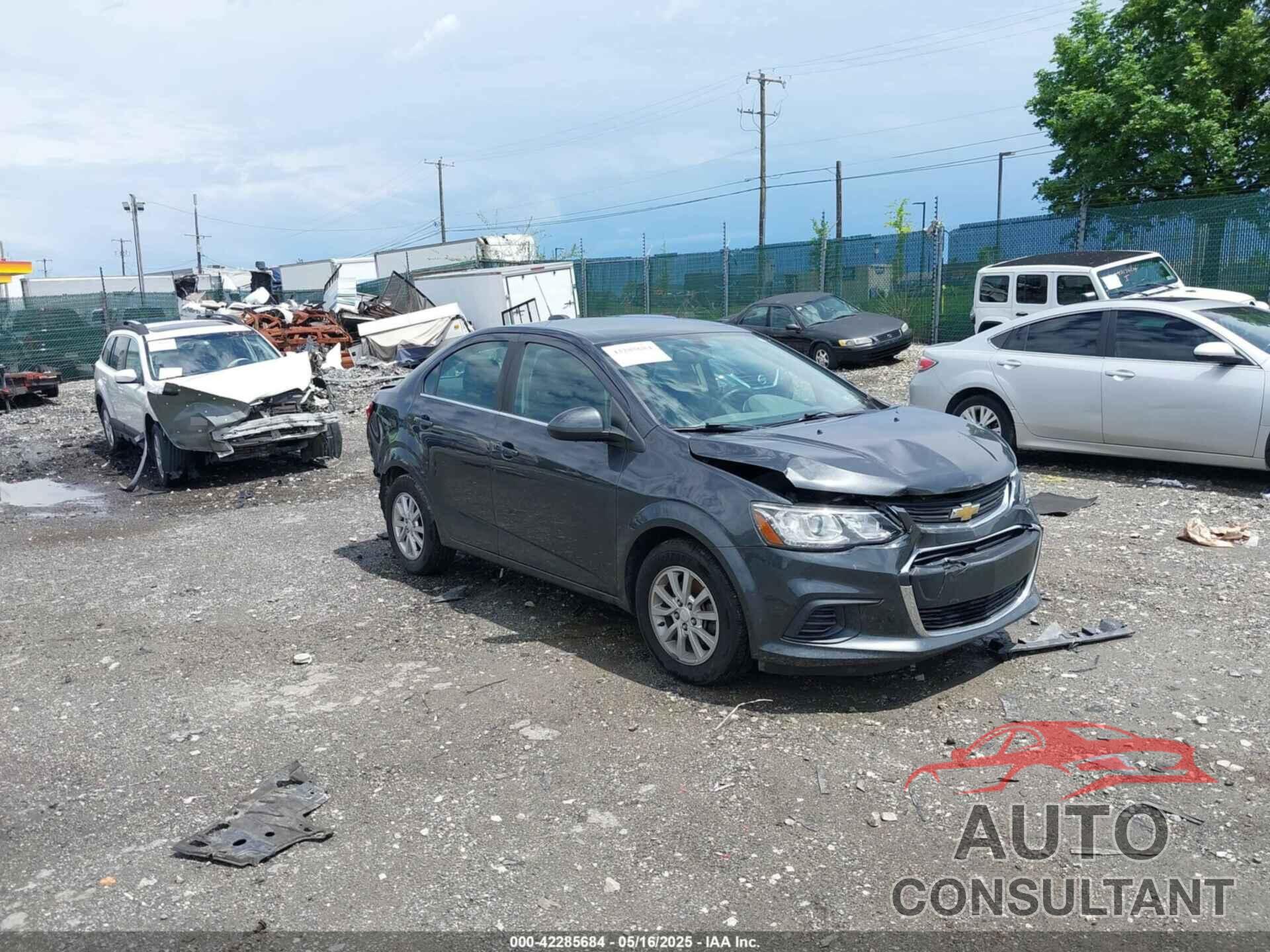 CHEVROLET SONIC 2017 - 1G1JD5SG5H4148271