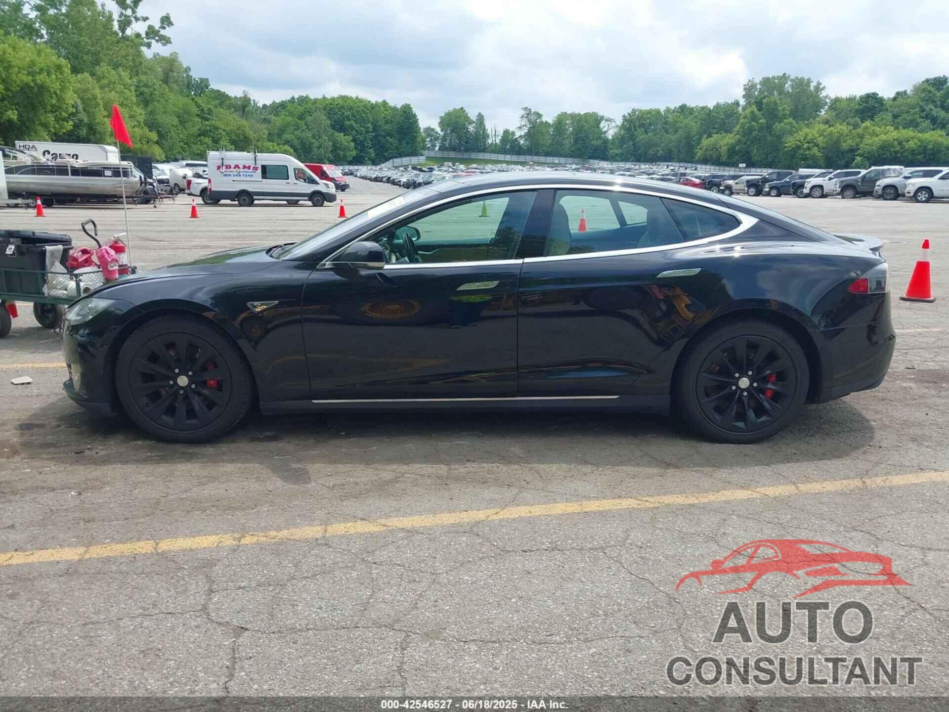 TESLA MODEL S 2016 - 5YJSA1E47GF136449
