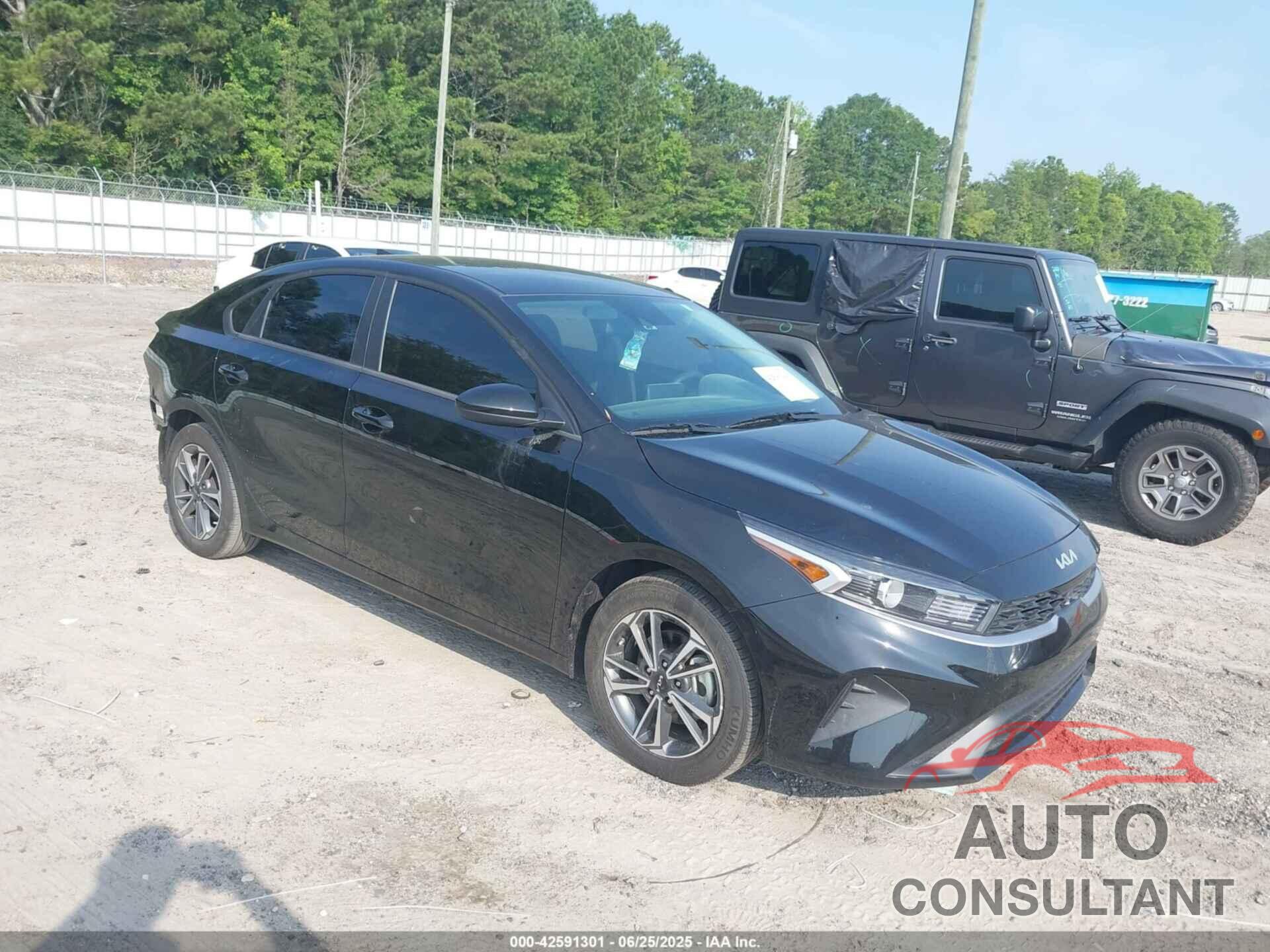 KIA FORTE 2023 - 3KPF24AD8PE565451