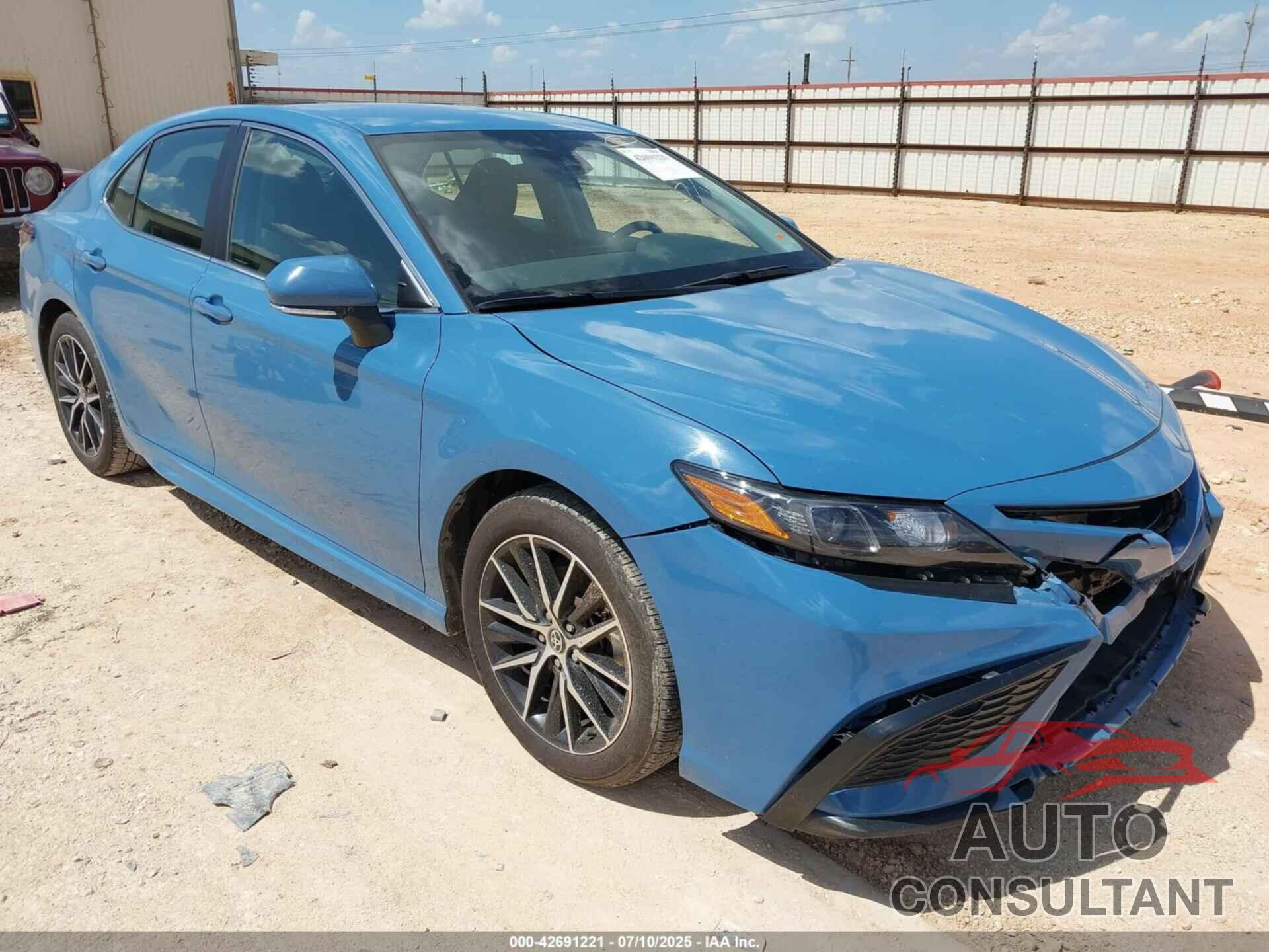 TOYOTA CAMRY 2023 - 4T1G11AK7PU174020