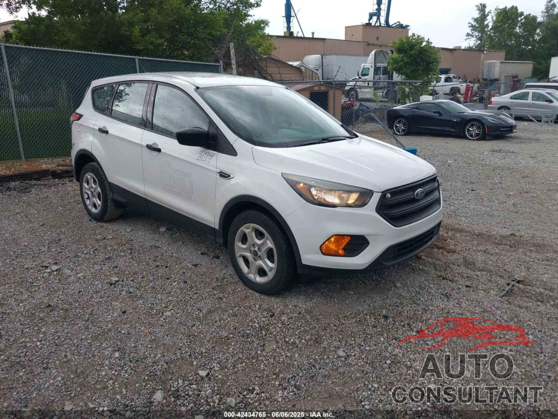 FORD ESCAPE 2018 - 1FMCU0F79JUB46232