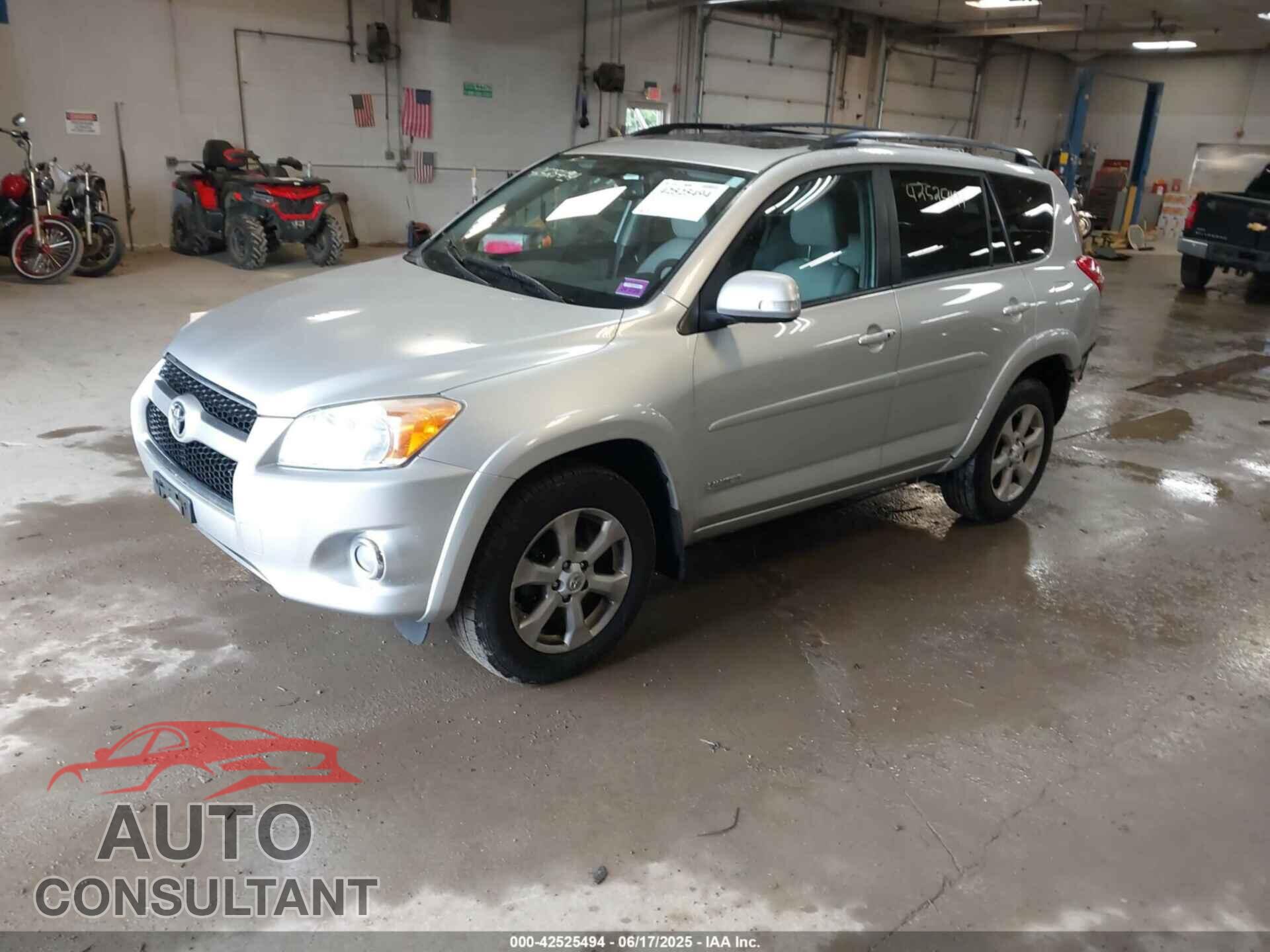 TOYOTA RAV4 2011 - 2T3DF4DV9BW092320