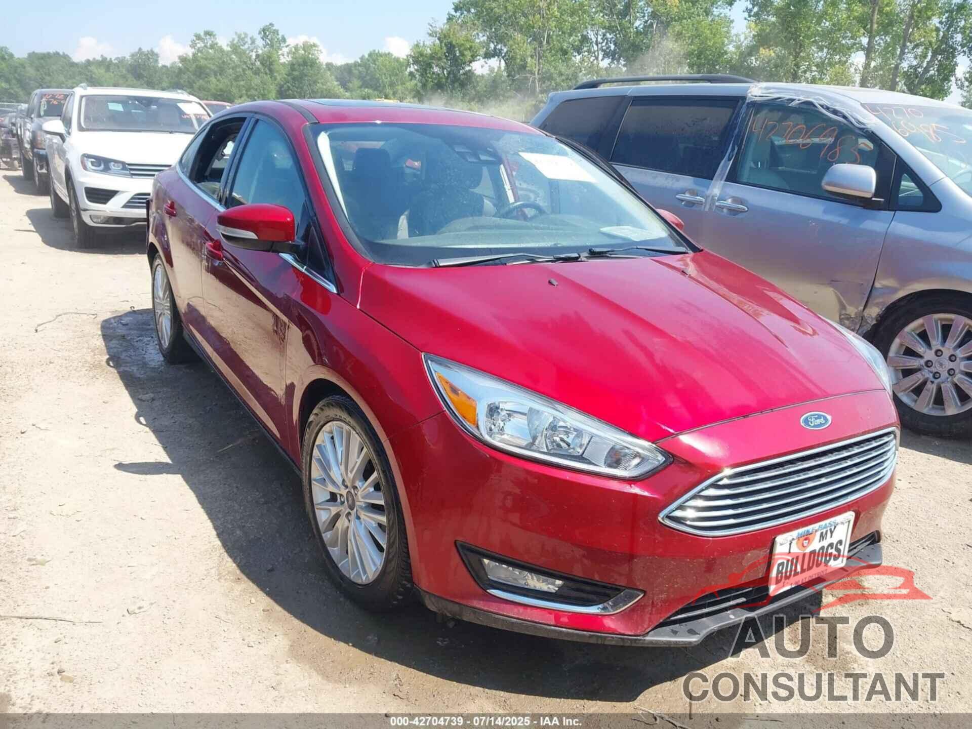 FORD FOCUS 2017 - 1FADP3J26HL228986