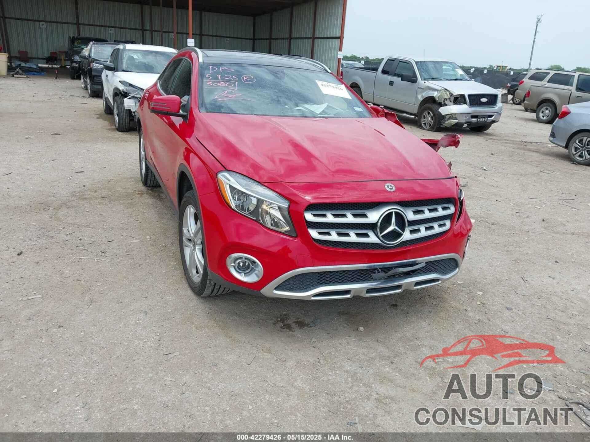 MERCEDES-BENZ GLA 250 2018 - WDCTG4EB6JJ433080