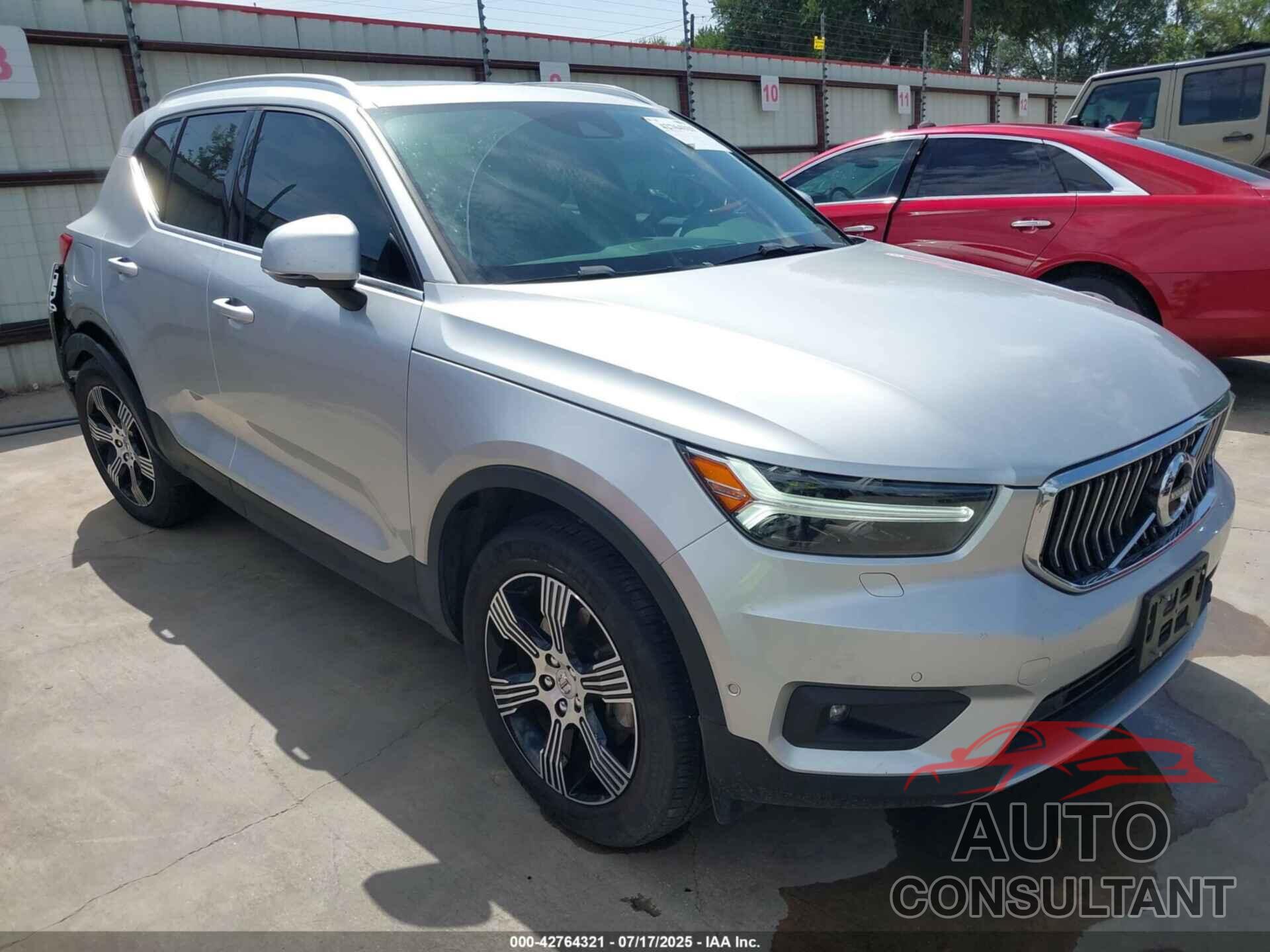 VOLVO XC40 2019 - YV4162UL8K2097844
