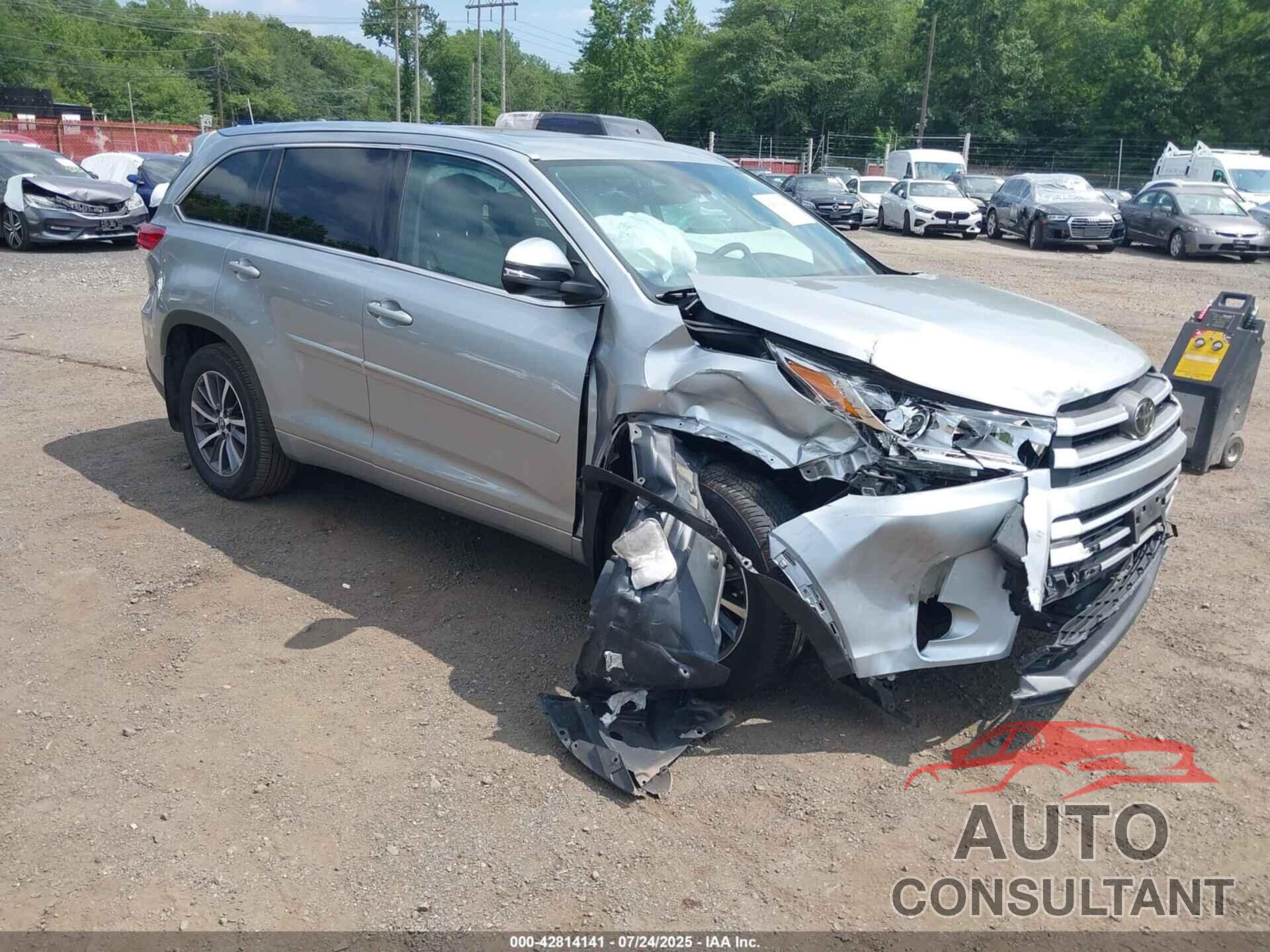TOYOTA HIGHLANDER 2017 - 5TDJZRFH9HS483122
