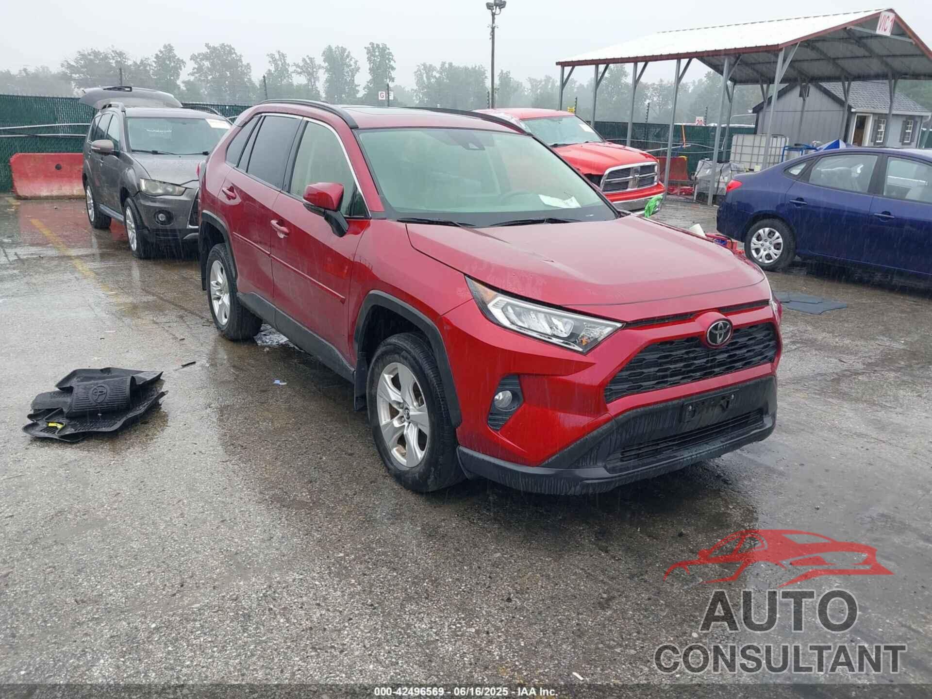 TOYOTA RAV4 2019 - JTMP1RFV9KJ008226