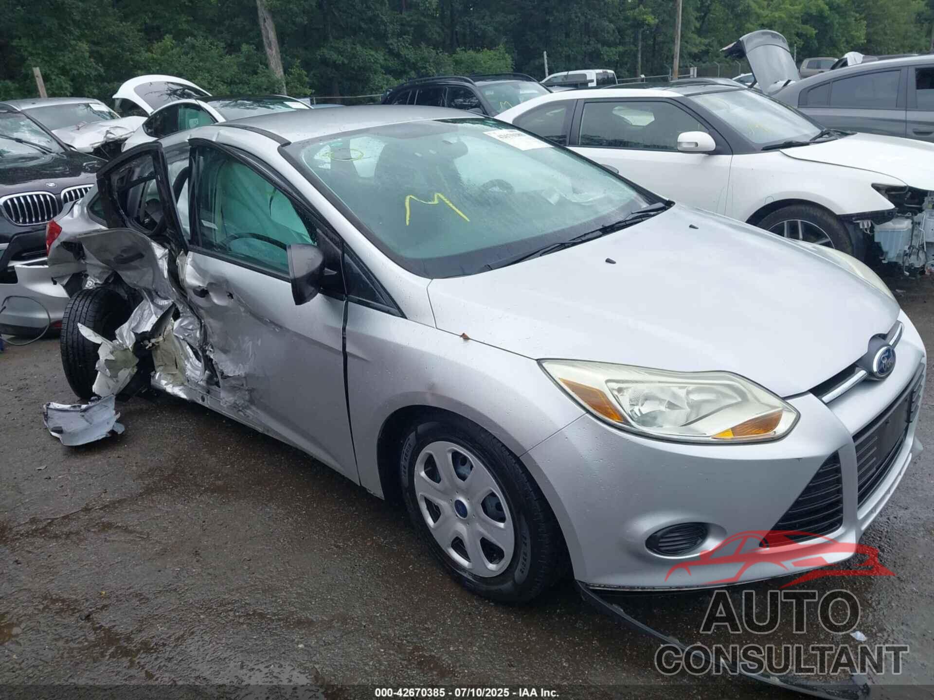 FORD FOCUS 2014 - 1FADP3E27EL240683