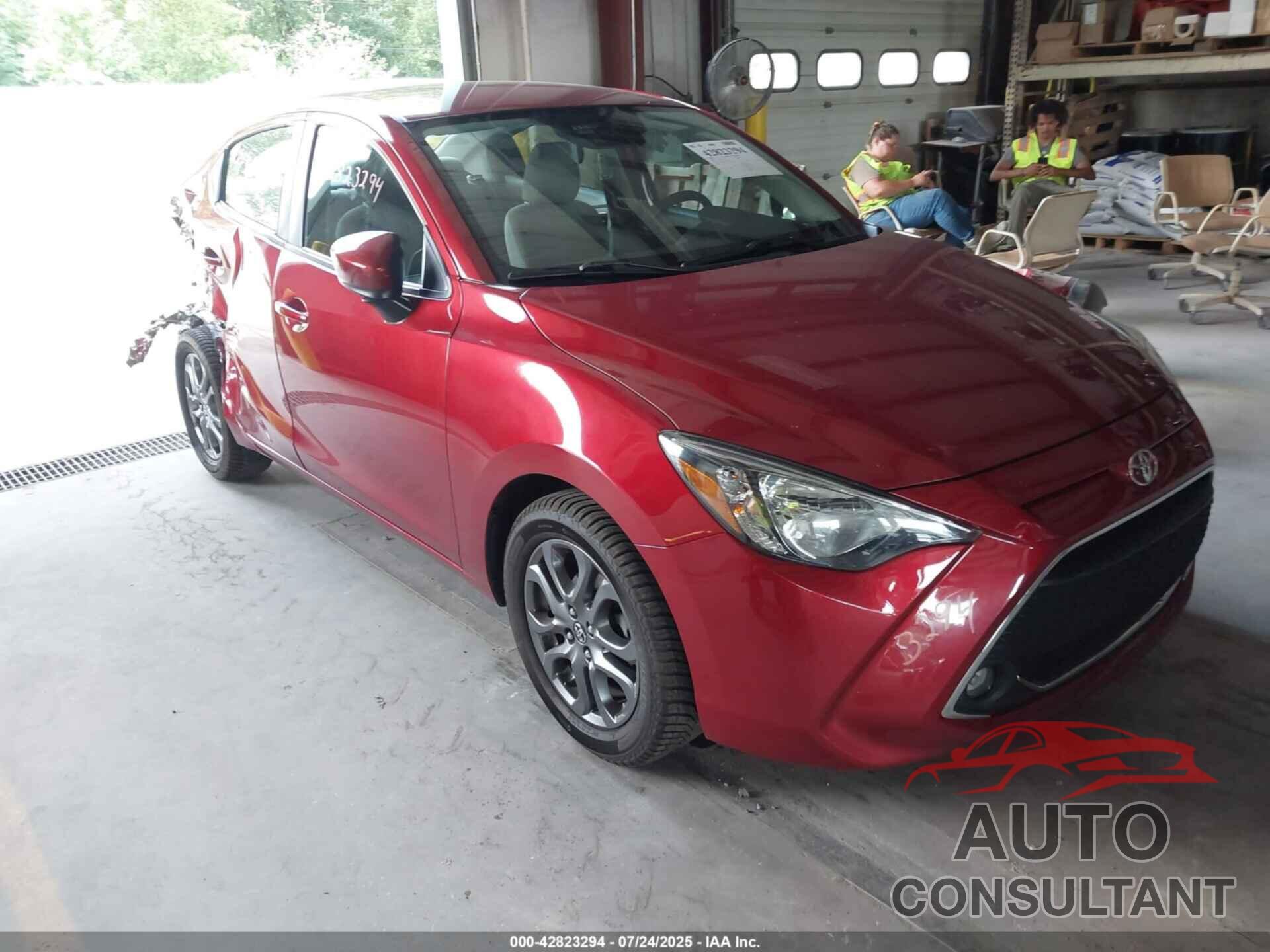TOYOTA YARIS 2019 - 3MYDLBYV4KY519888