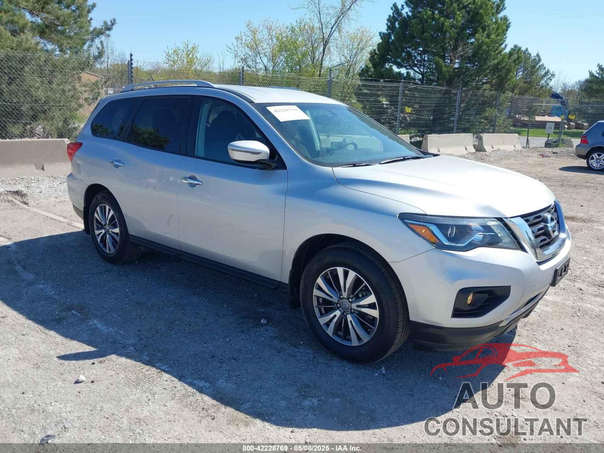 NISSAN PATHFINDER 2017 - 5N1DR2MN5HC683800