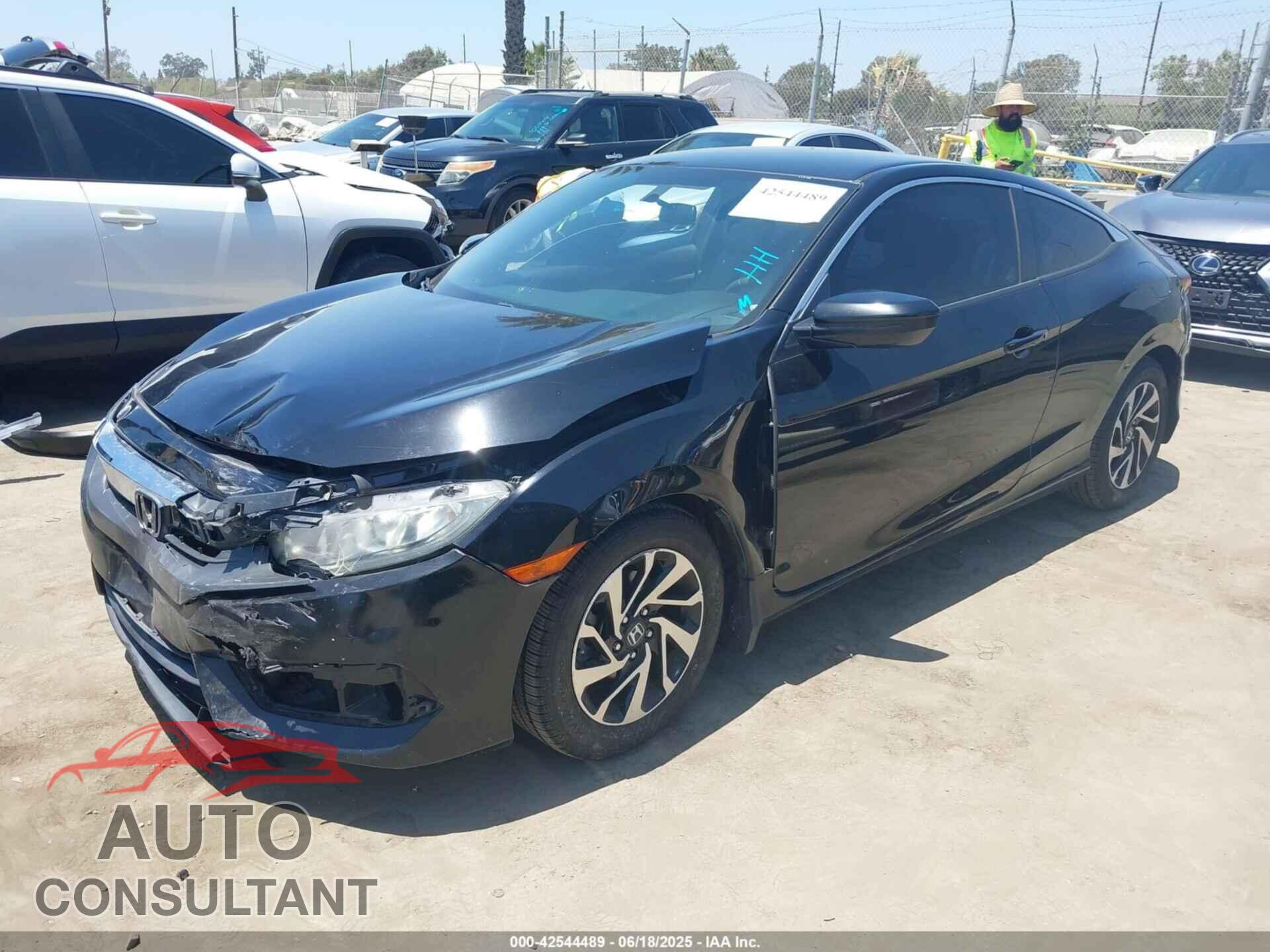 HONDA CIVIC 2016 - 2HGFC4B56GH311053