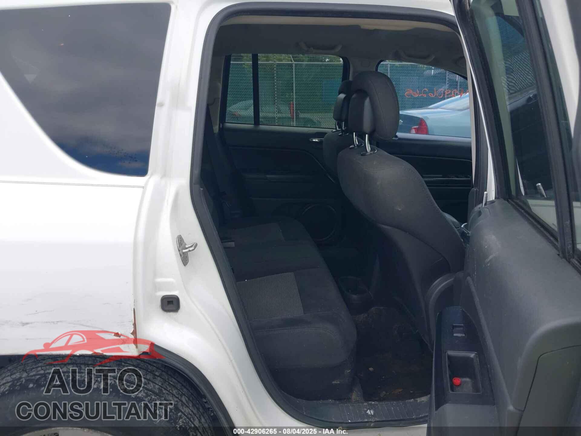 JEEP COMPASS 2012 - 1C4NJCEB3CD706455