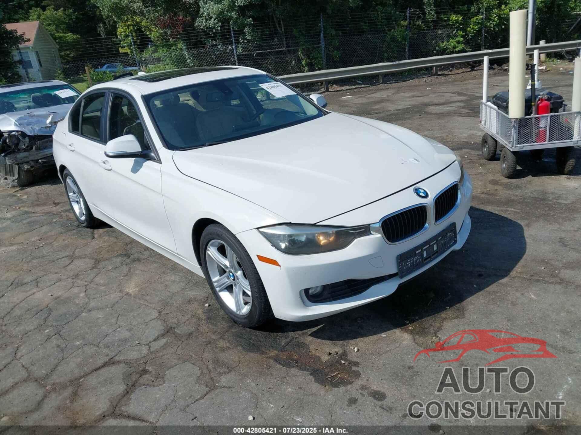 BMW 328I 2014 - WBA3A5G58ENP29542