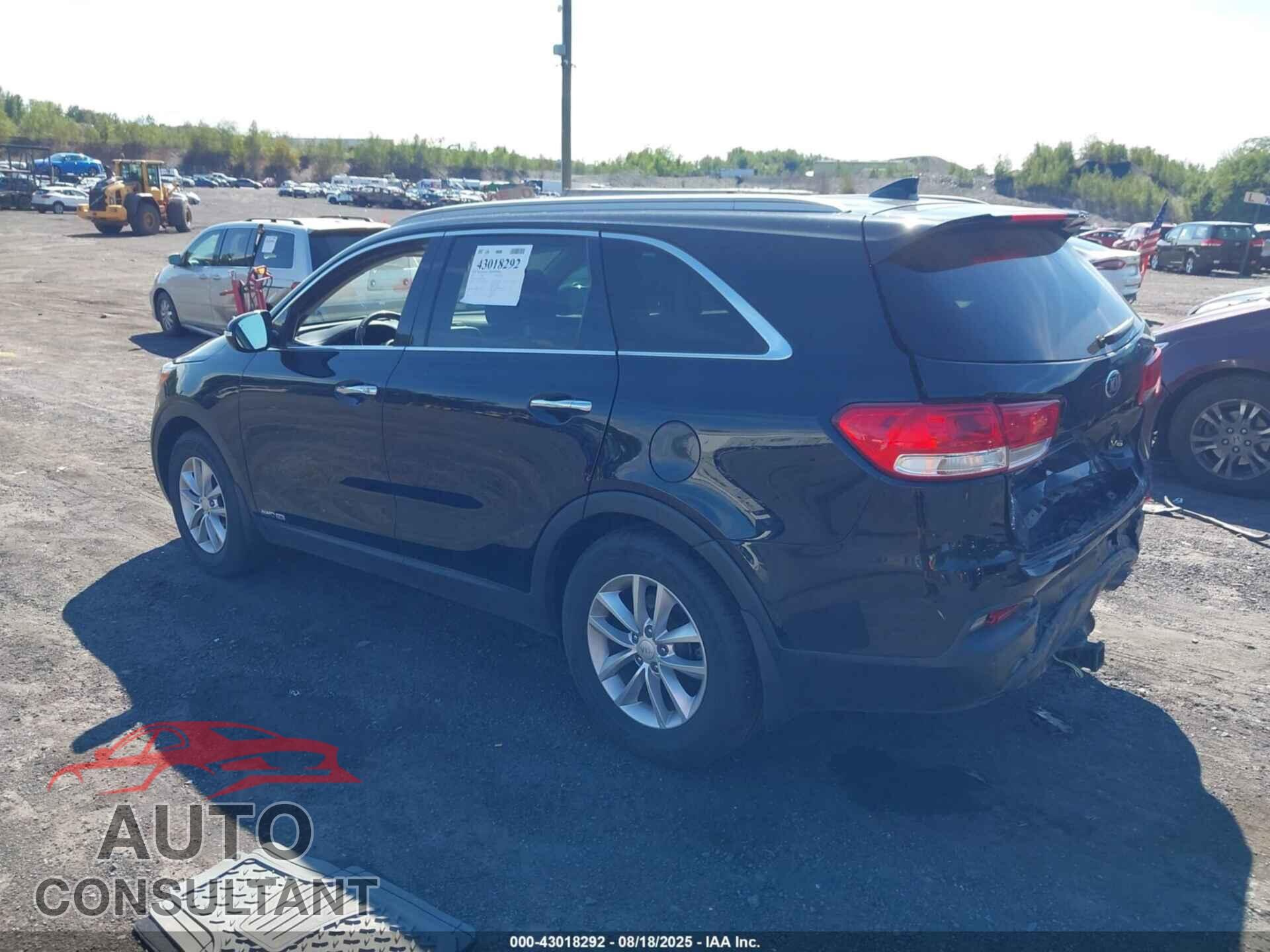 KIA SORENTO 2017 - 5XYPGDA51HG322681