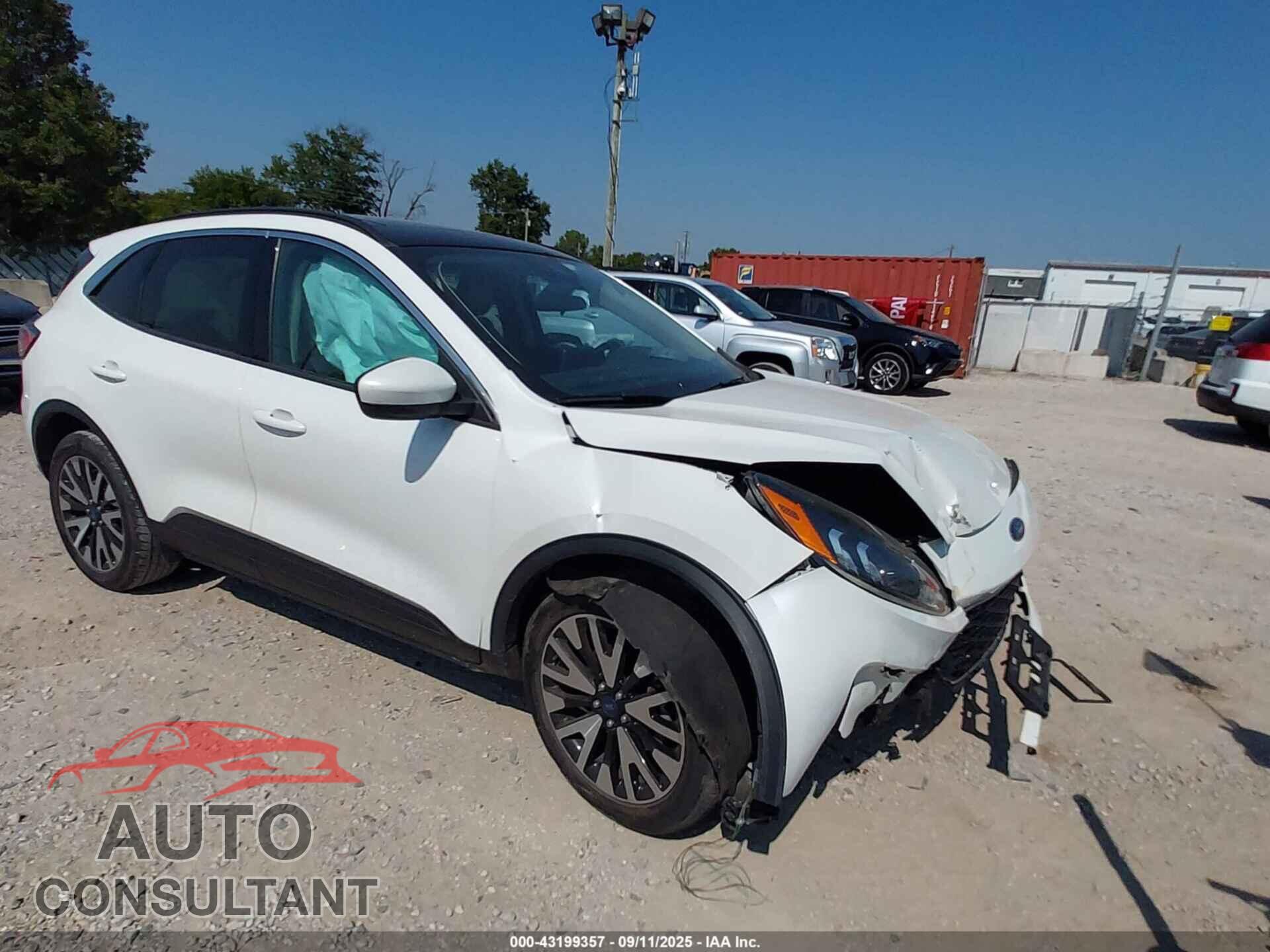 FORD ESCAPE 2020 - 1FMCU9H9XLUA83180