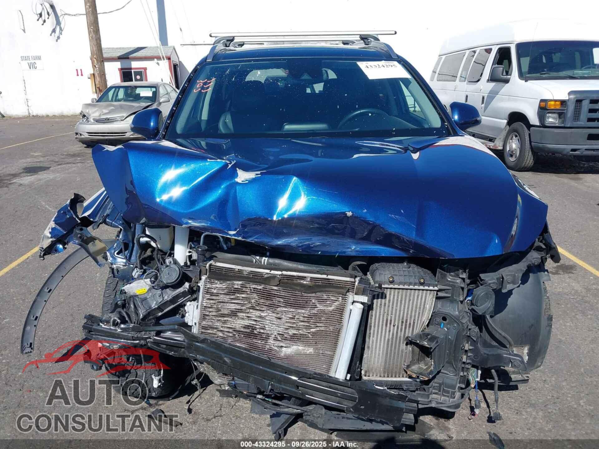 HYUNDAI SANTA FE 2020 - 5NMS3CAA4LH257644