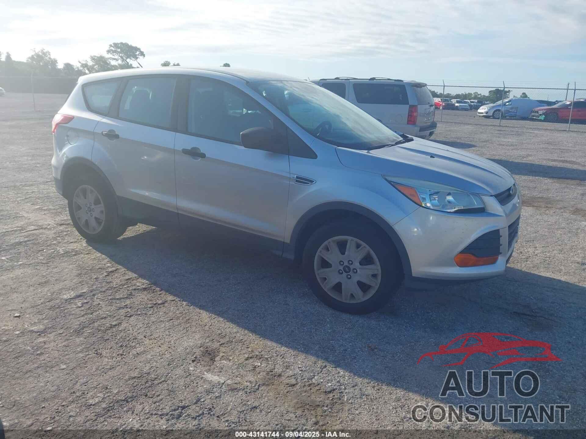 FORD ESCAPE 2016 - 1FMCU0F78GUC74342