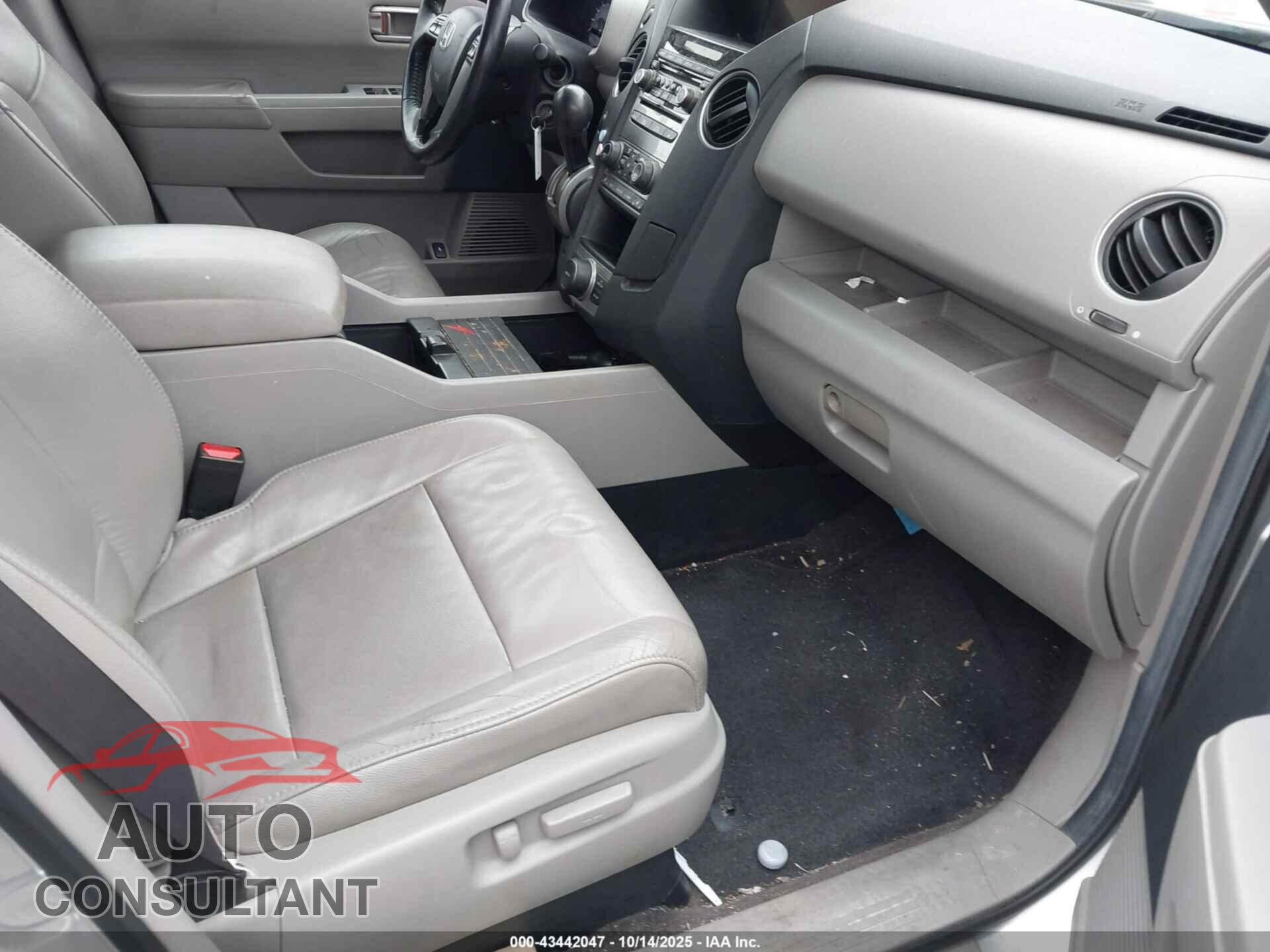 HONDA PILOT 2012 - 5FNYF4H62CB012111