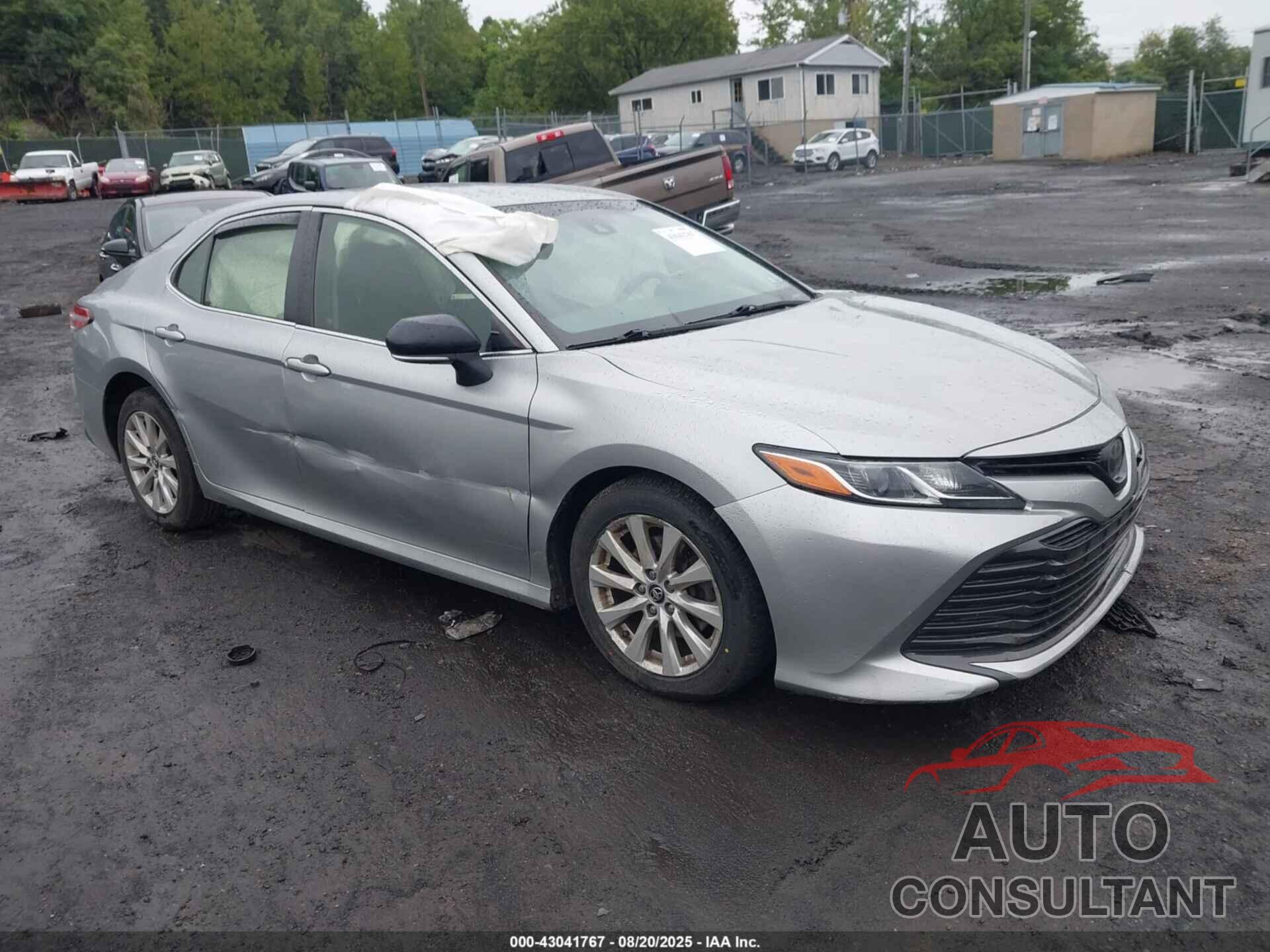TOYOTA CAMRY 2018 - JTNB11HK5J3011749