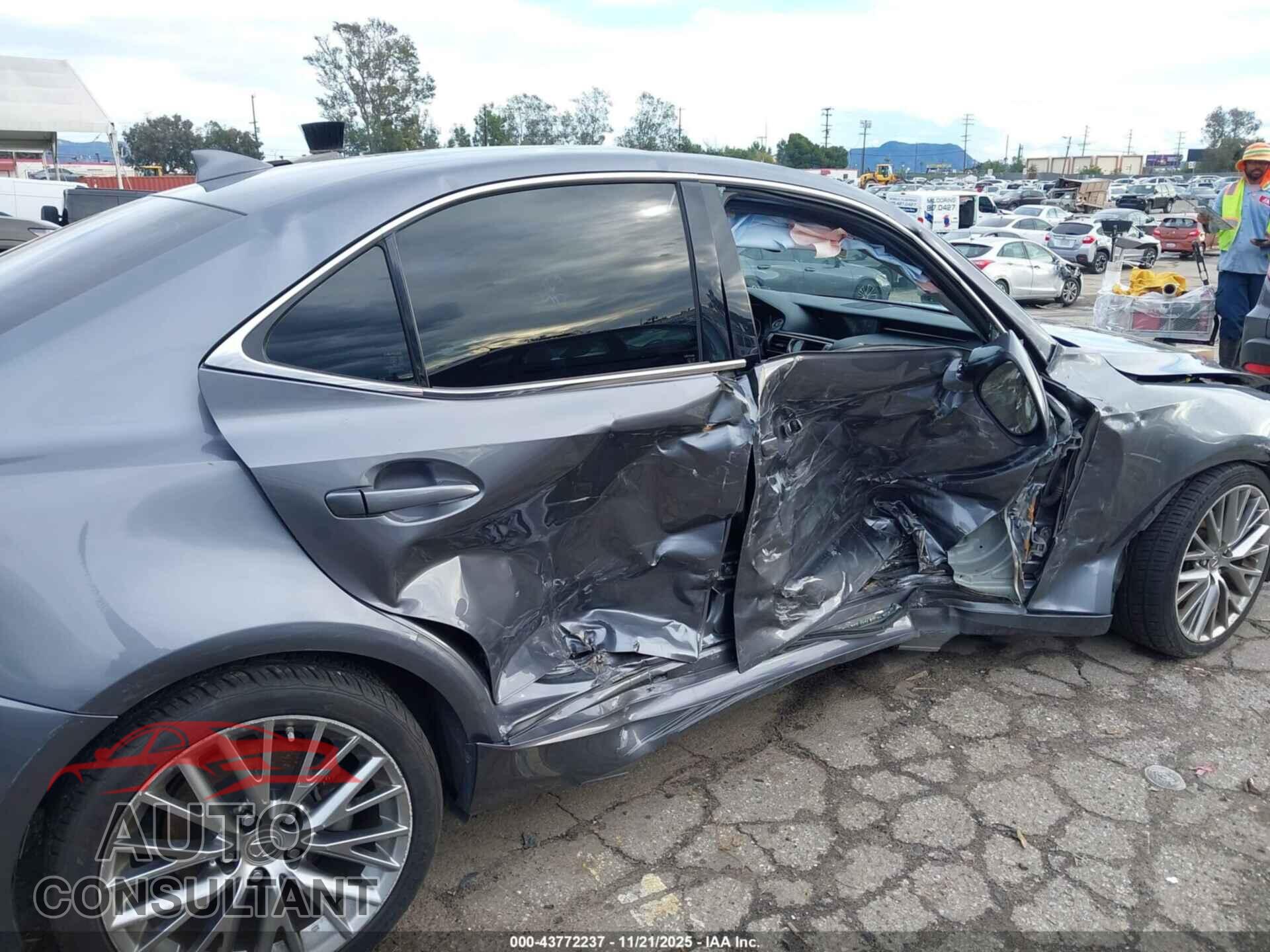 LEXUS IS 250 2014 - JTHBF1D28E5032972
