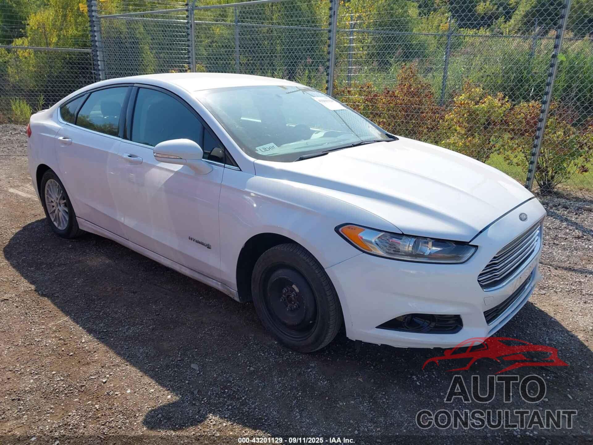 FORD FUSION HYBRID 2016 - 3FA6P0LU8GR404264