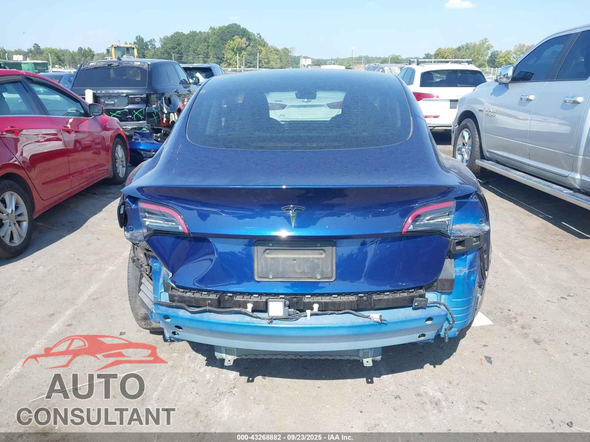 TESLA MODEL 3 2023 - 5YJ3E1EA8PF490527