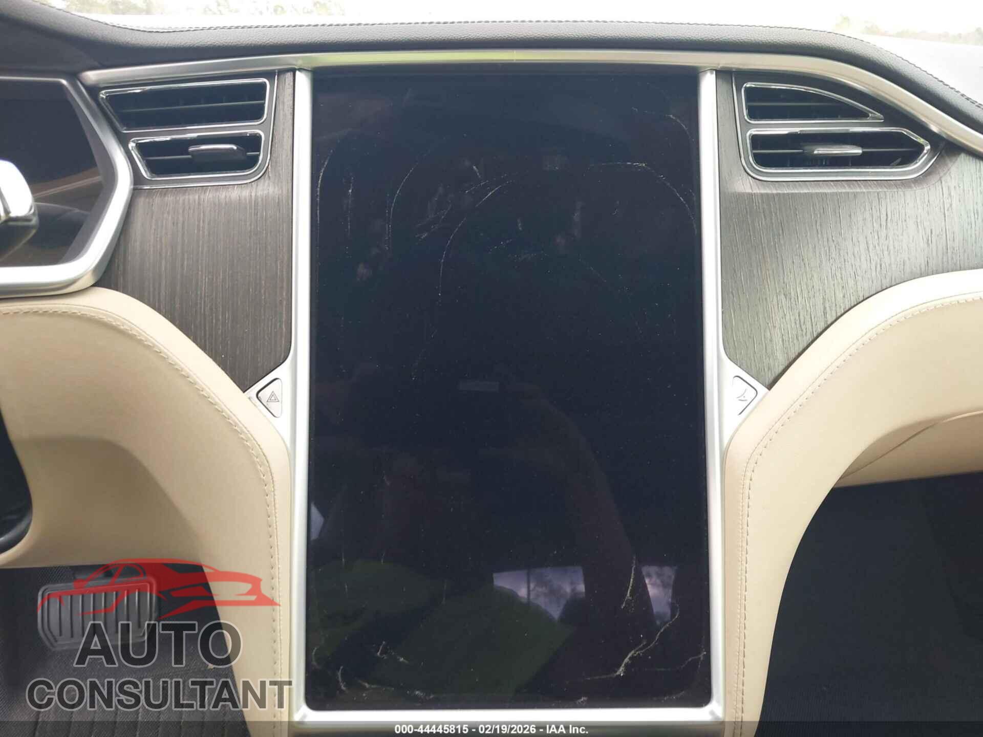 TESLA MODEL S 2013 - 5YJSA1AG3DFP04000