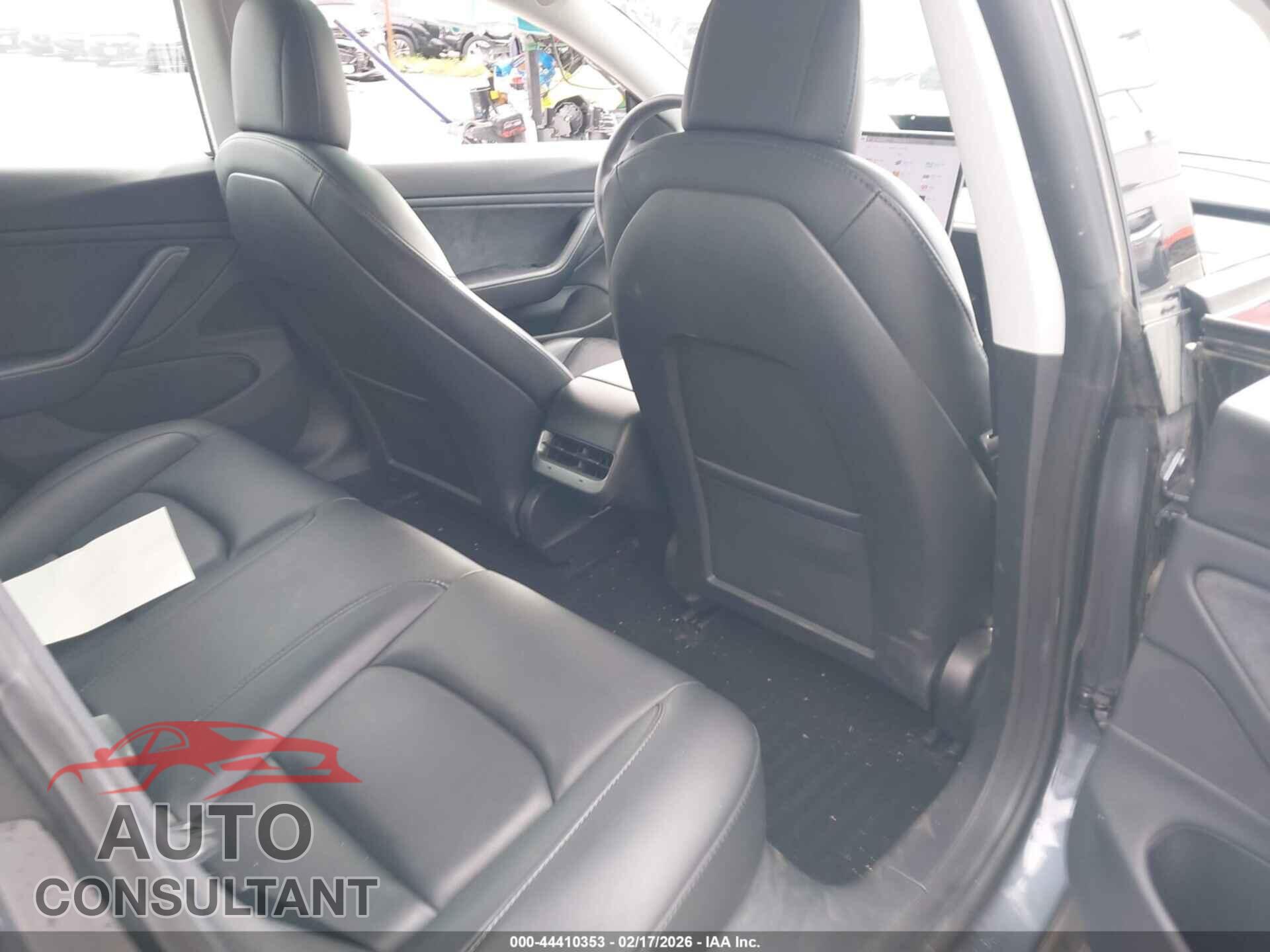 TESLA MODEL 3 2021 - 5YJ3E1EBXMF874961