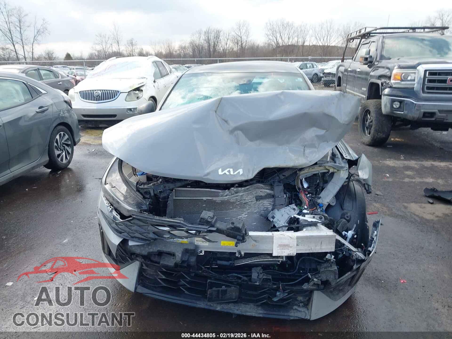KIA K5 2025 - KNAG64J79S5330531