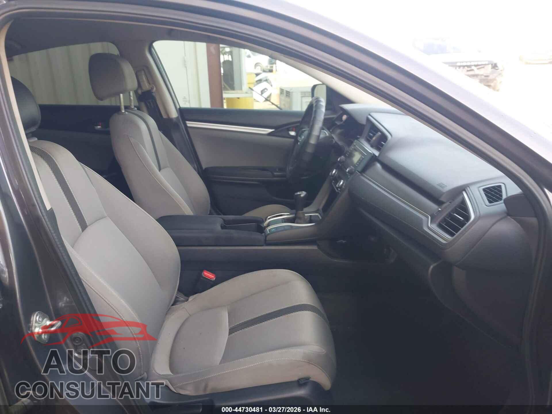 HONDA CIVIC 2017 - 19XFC2E56HE017776